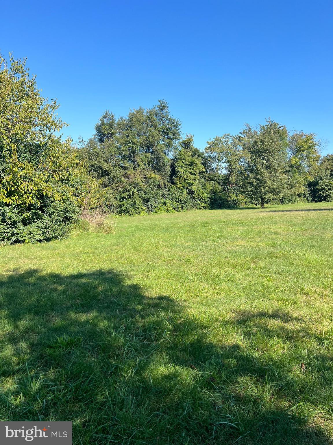 LITTLESTOWN - Land