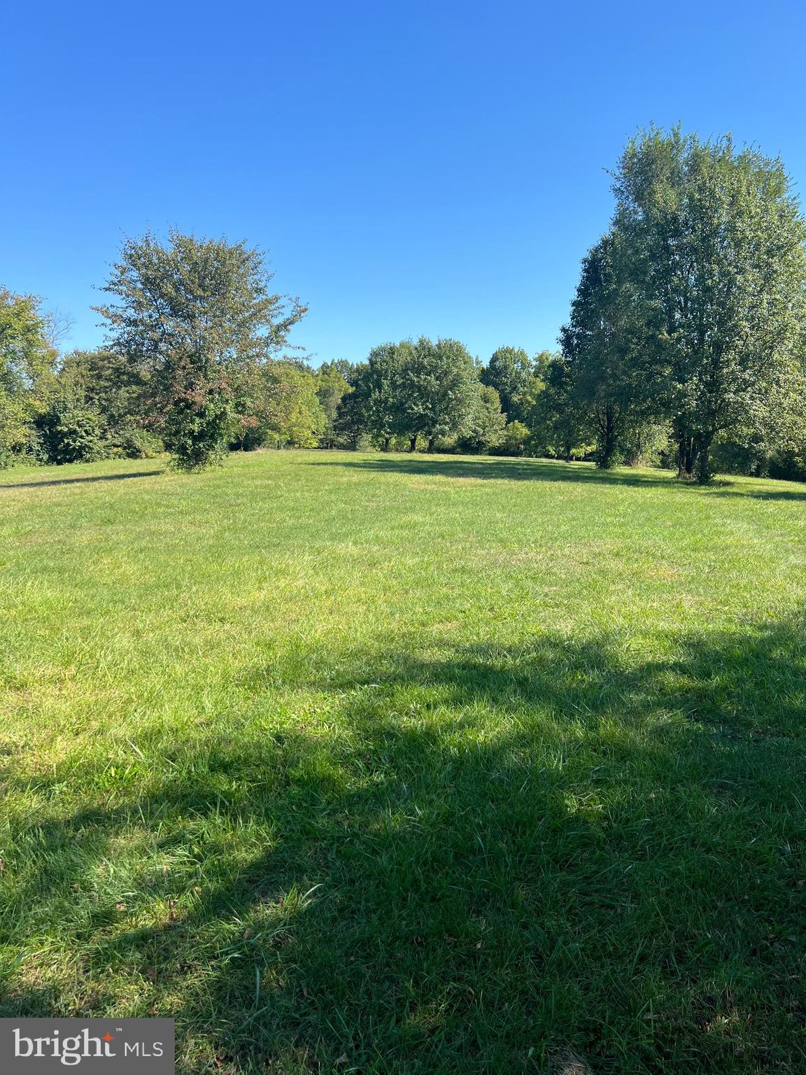 LITTLESTOWN - Land