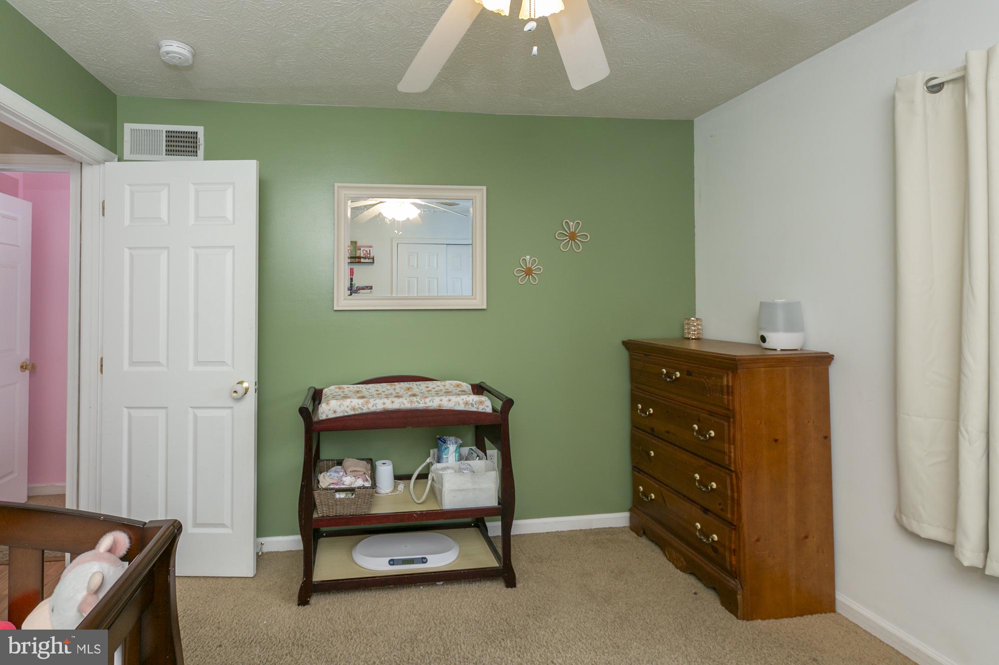 RIDGEFIELD - Residential