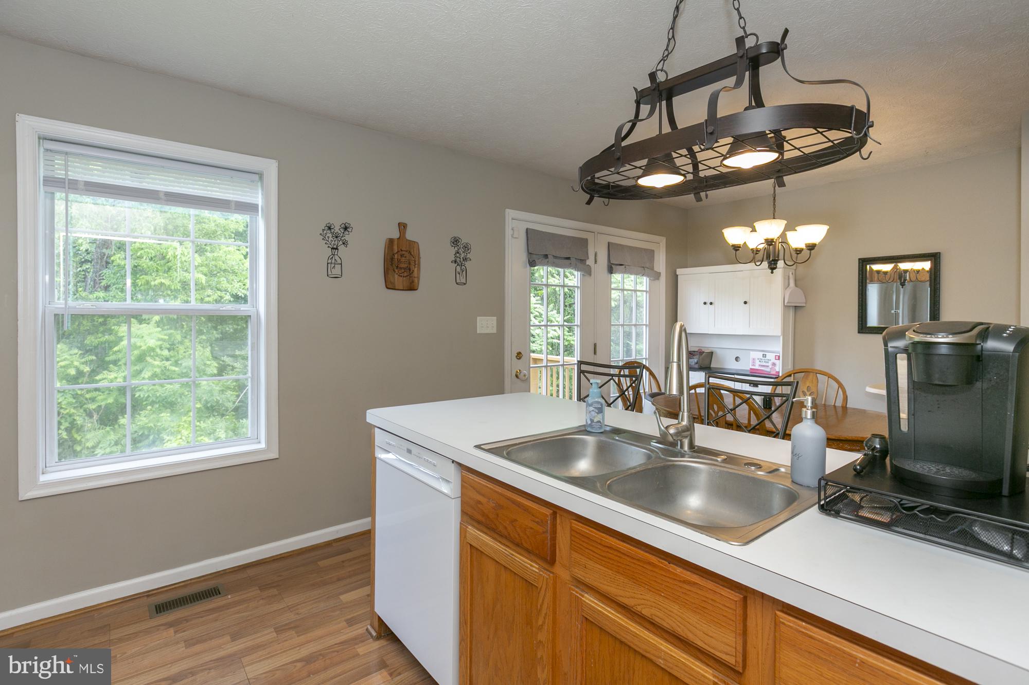 RIDGEFIELD - Residential