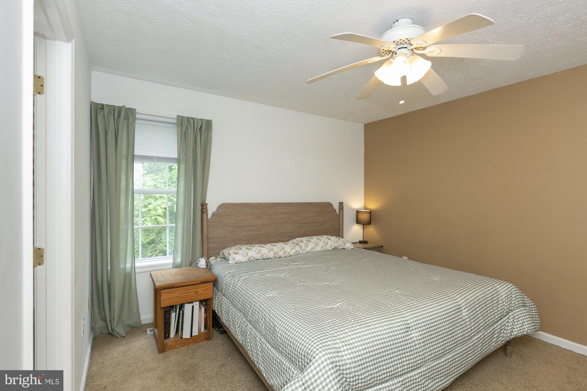 RIDGEFIELD - Residential
