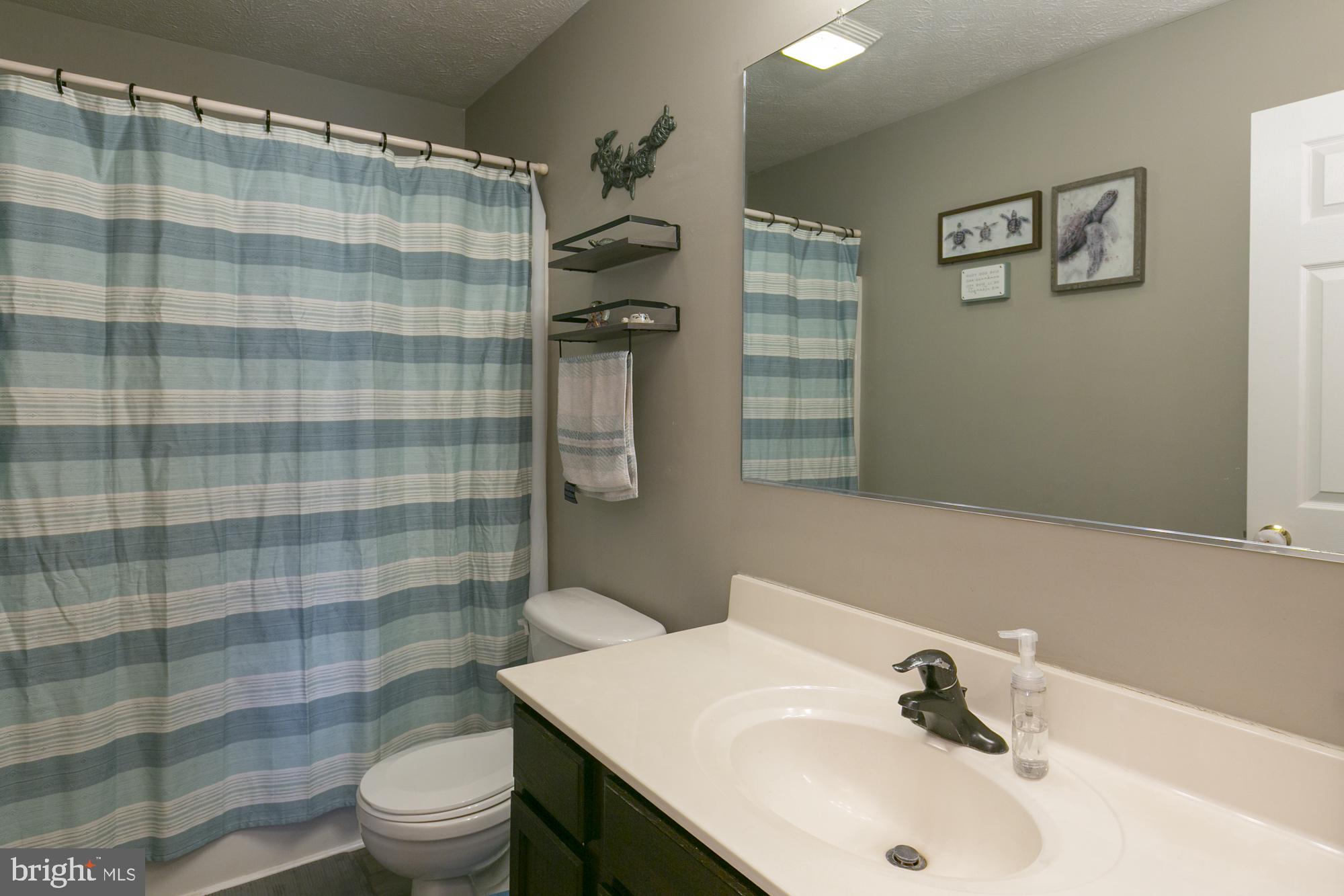 RIDGEFIELD - Residential