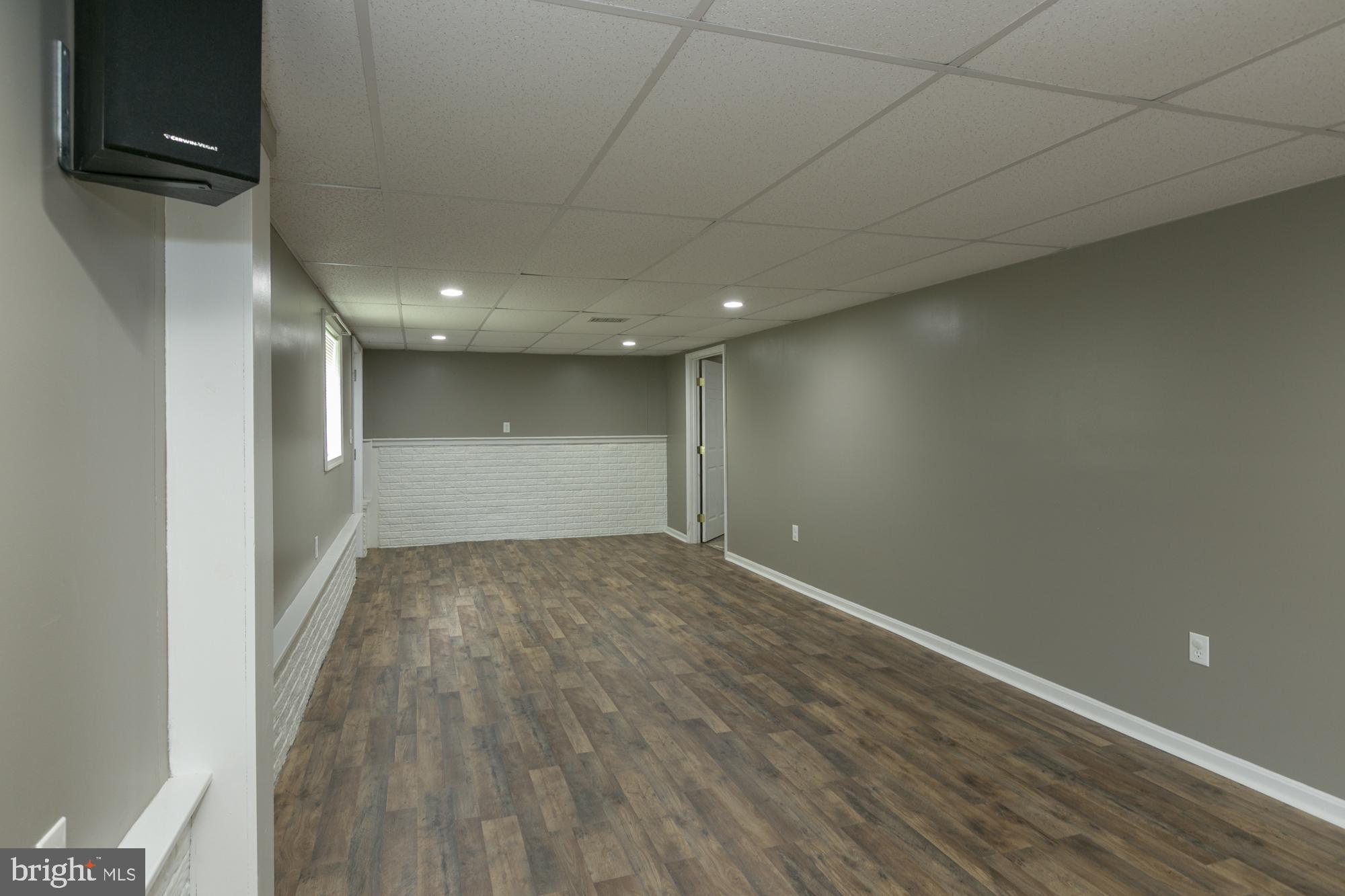 RIDGEFIELD - Residential