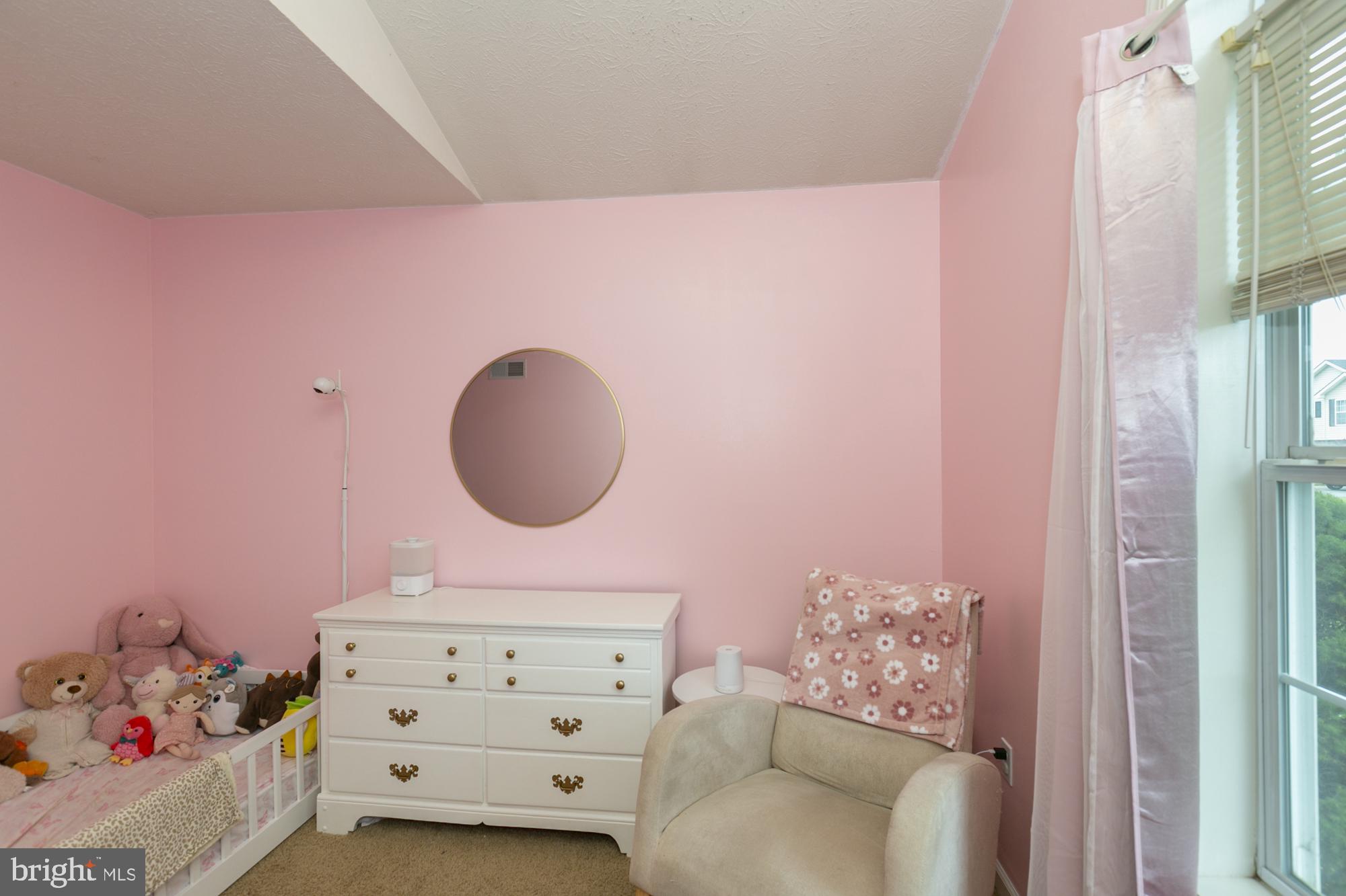 RIDGEFIELD - Residential