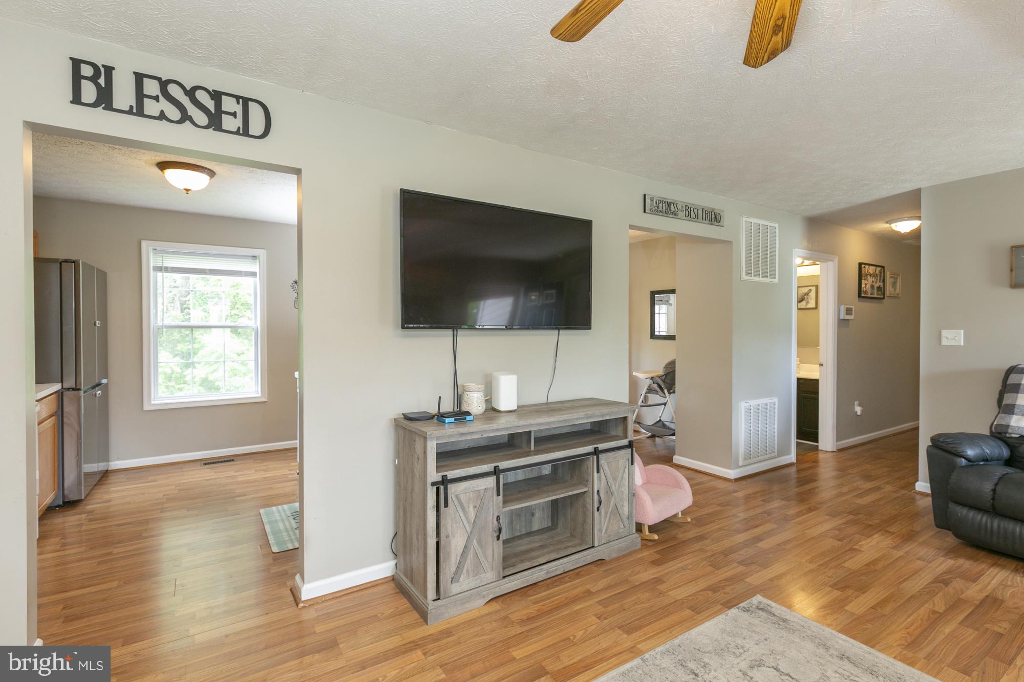 RIDGEFIELD - Residential