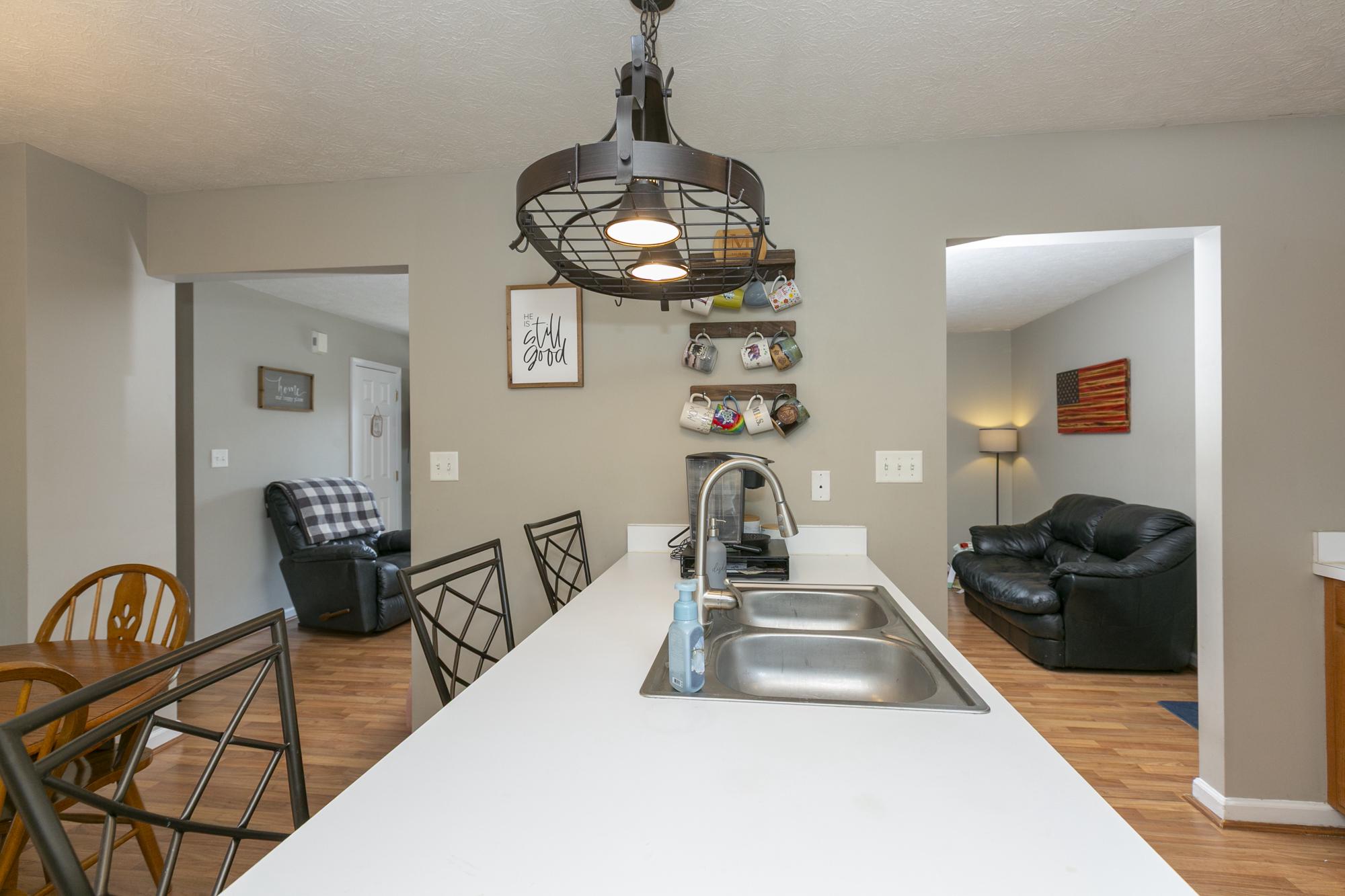 RIDGEFIELD - Residential