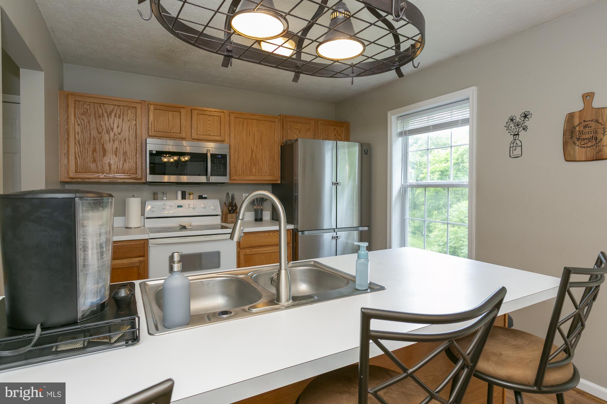RIDGEFIELD - Residential