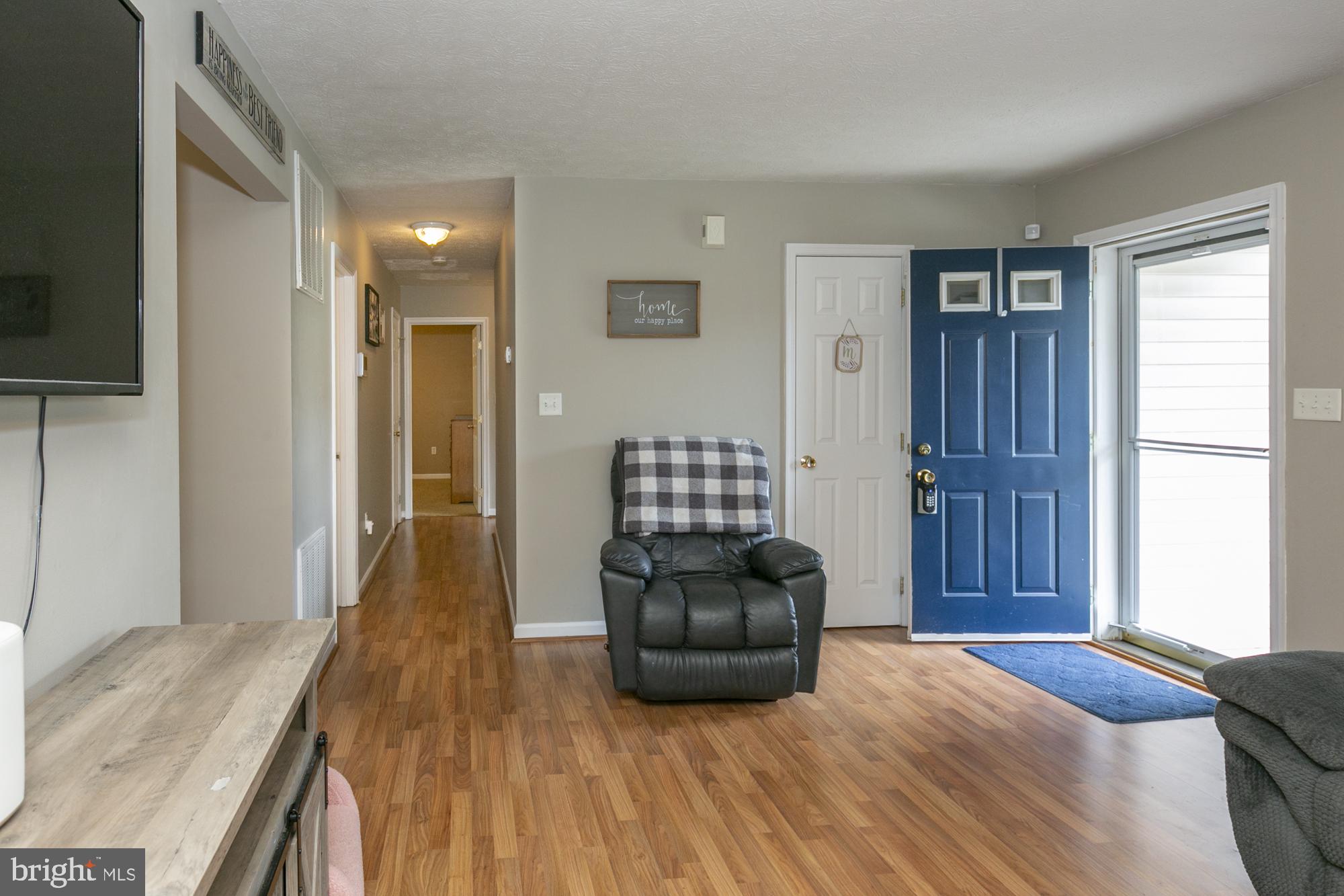 RIDGEFIELD - Residential