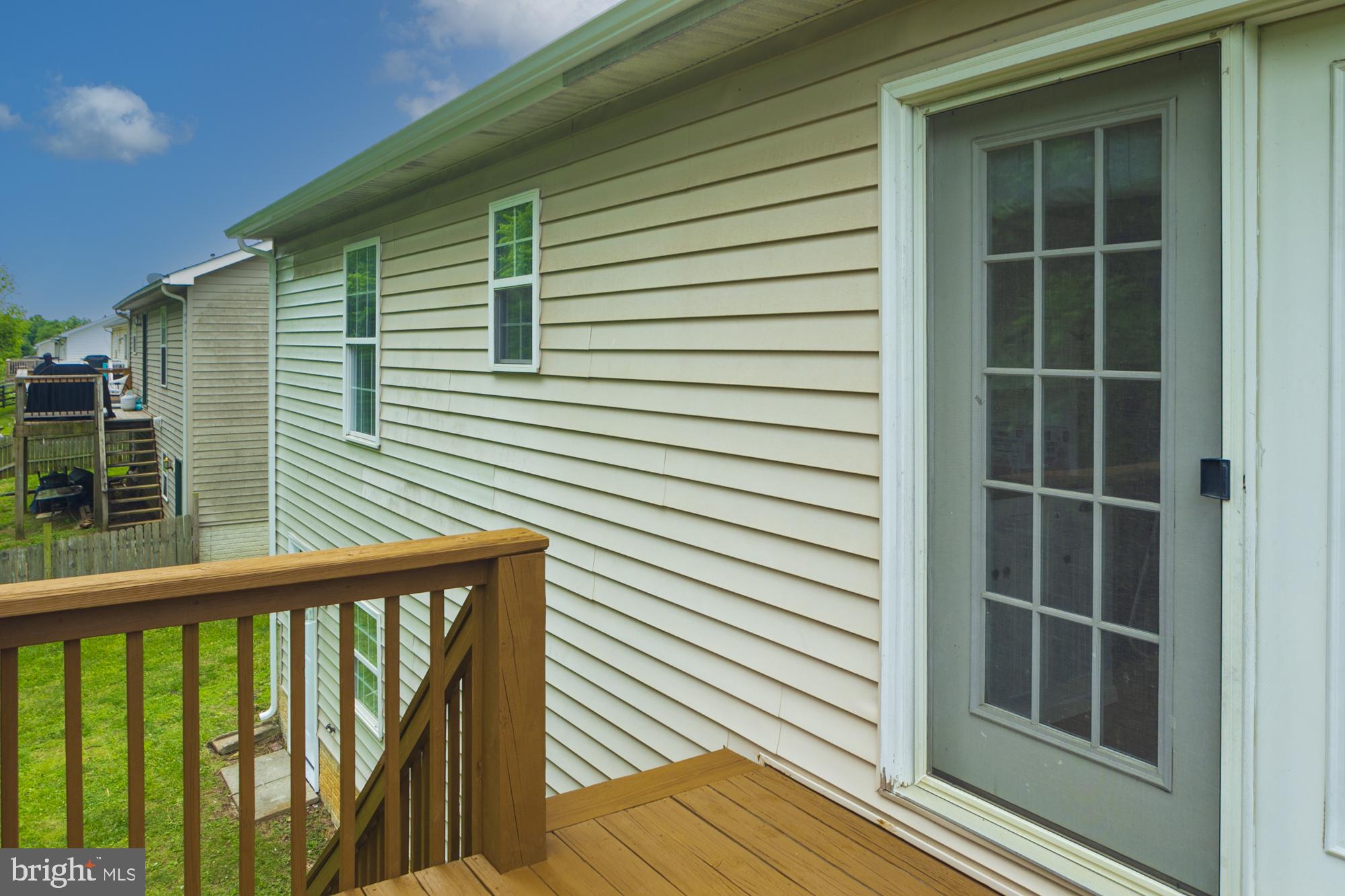 RIDGEFIELD - Residential
