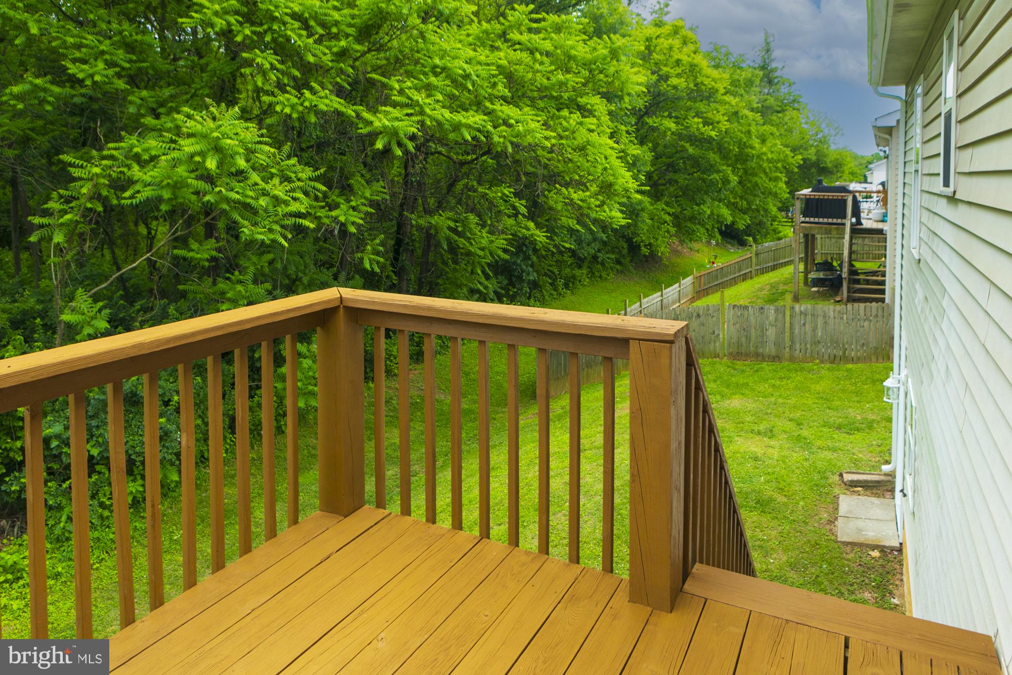 RIDGEFIELD - Residential