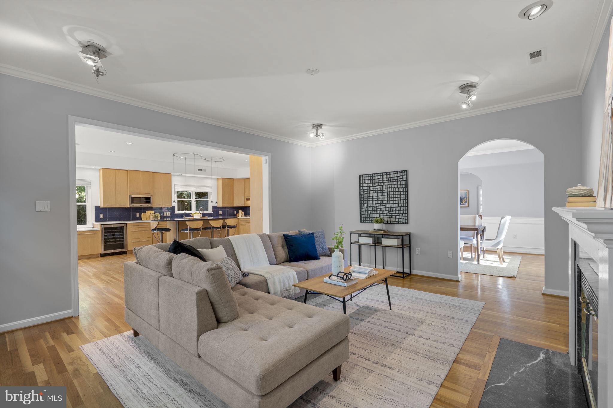 ELLISON HEIGHTS - Residential