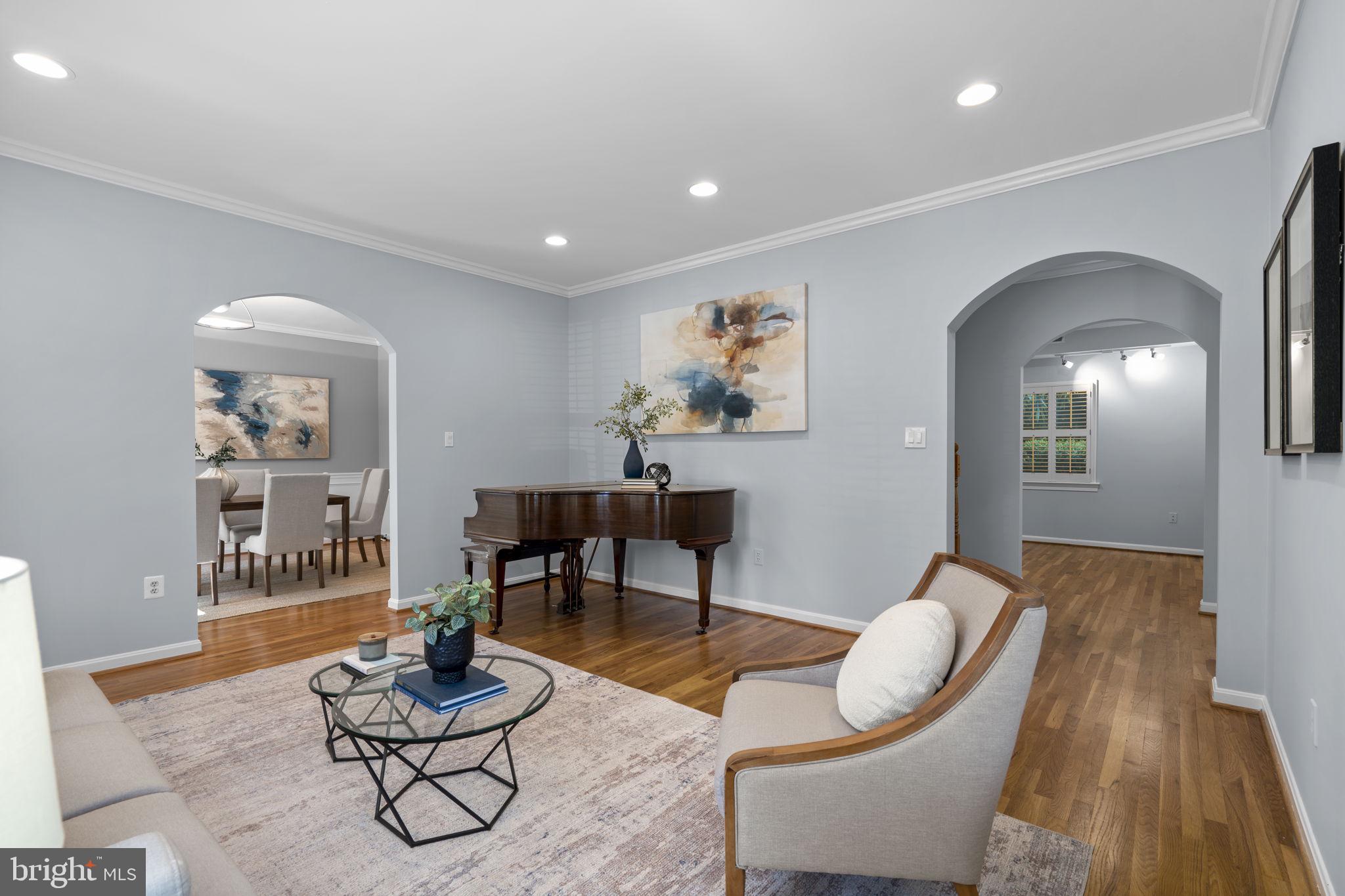 ELLISON HEIGHTS - Residential