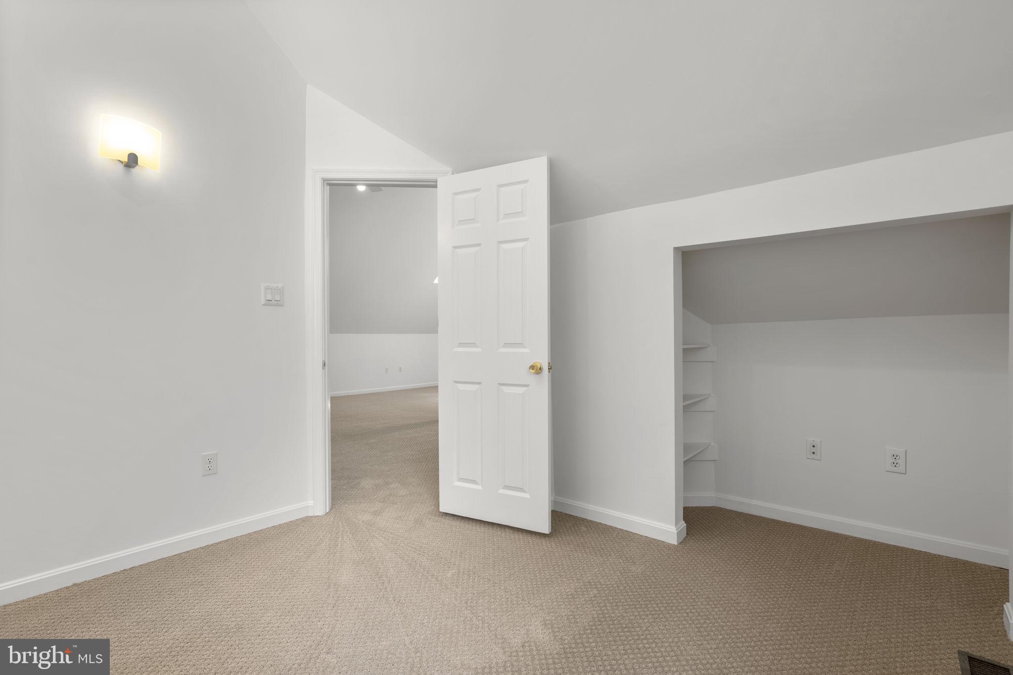 ELLISON HEIGHTS - Residential
