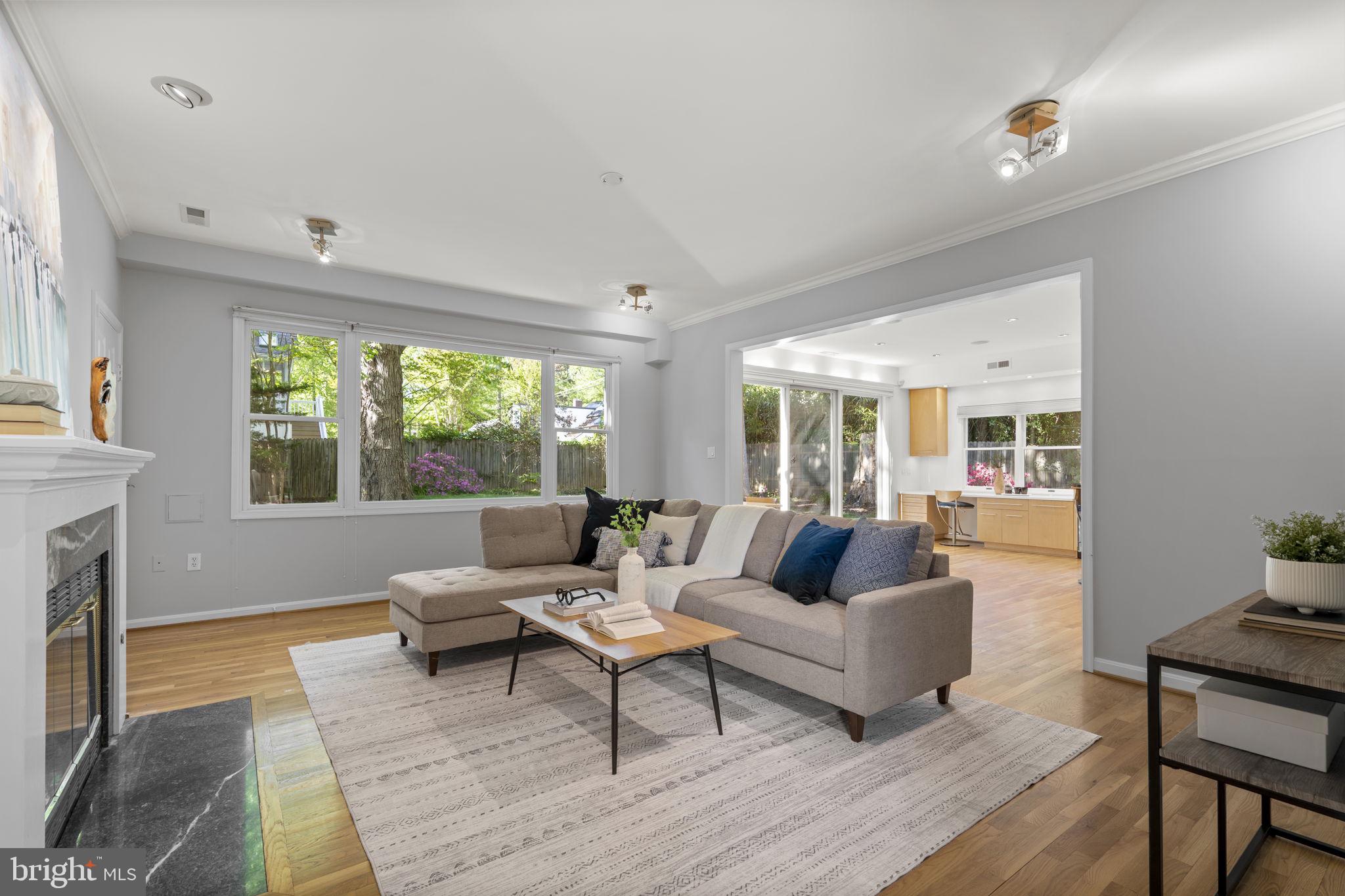 ELLISON HEIGHTS - Residential