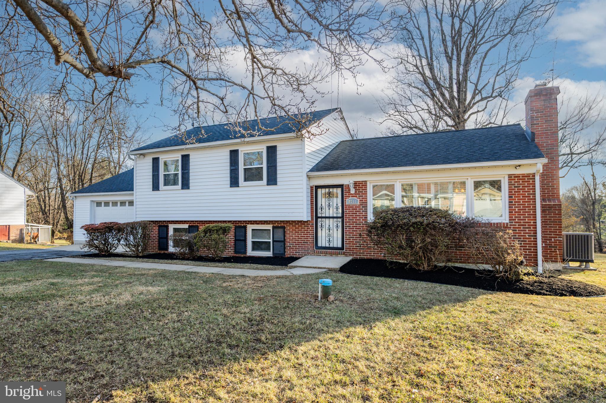 WINDSOR MILL - Residential