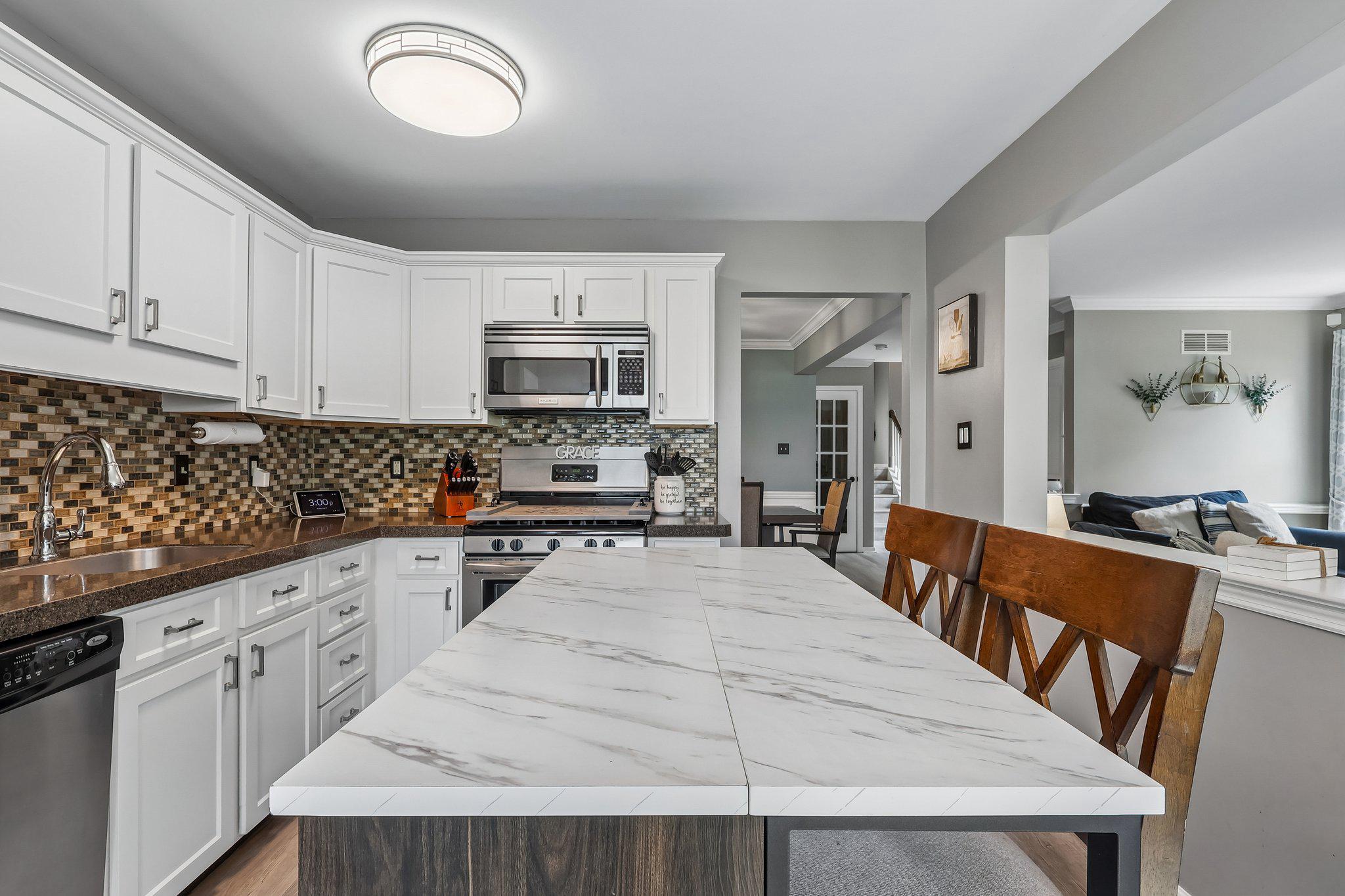 LINFIELD KNOLL - Residential