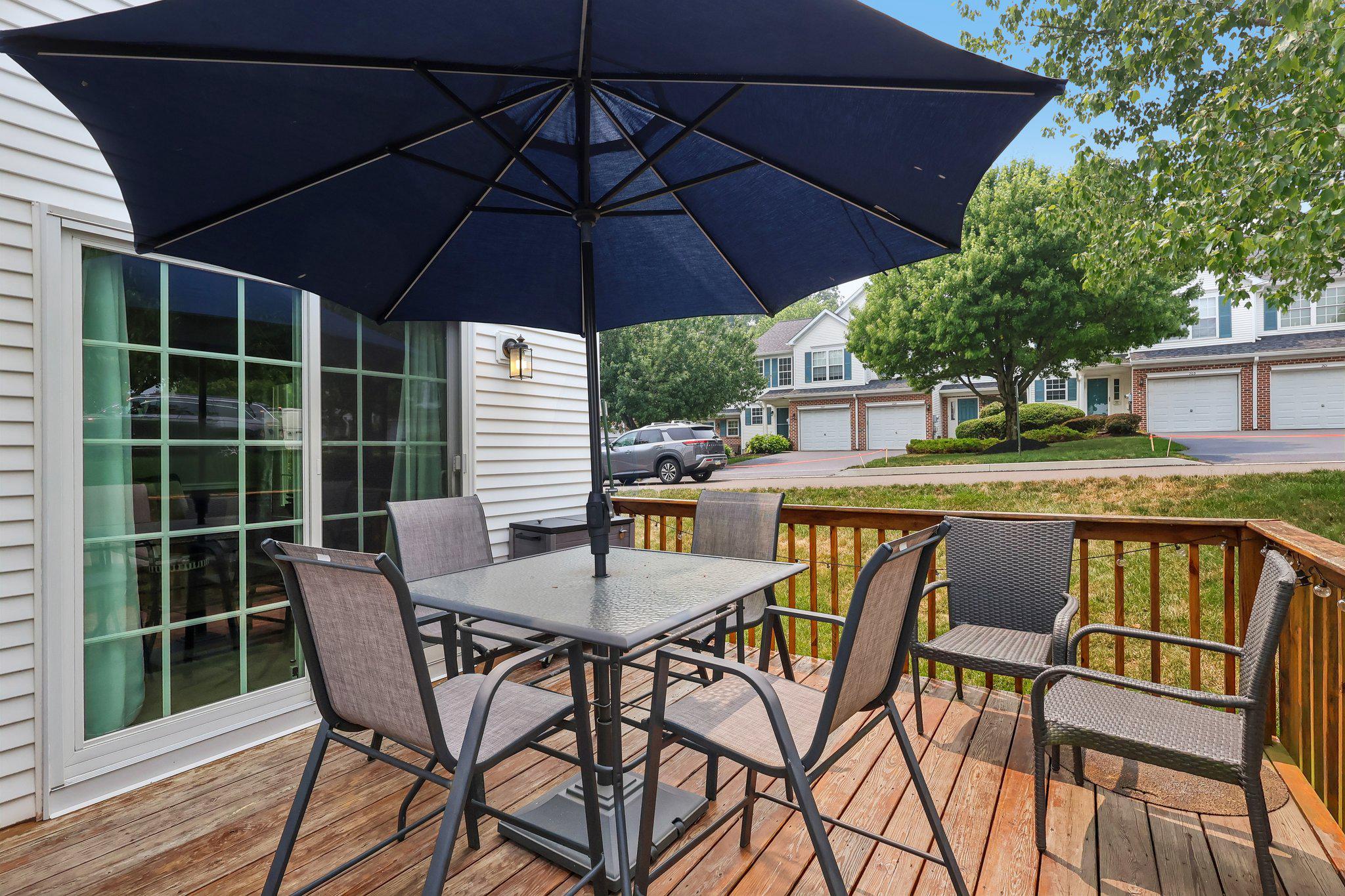 LINFIELD KNOLL - Residential