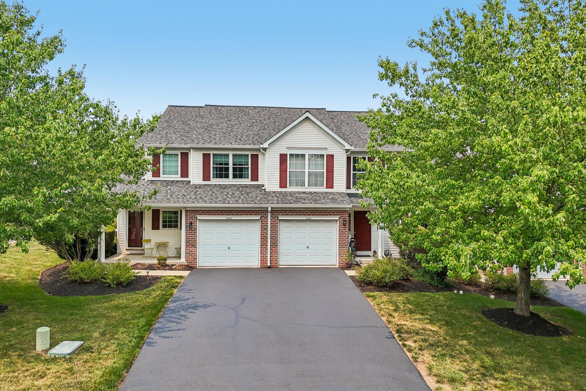 LINFIELD KNOLL - Residential