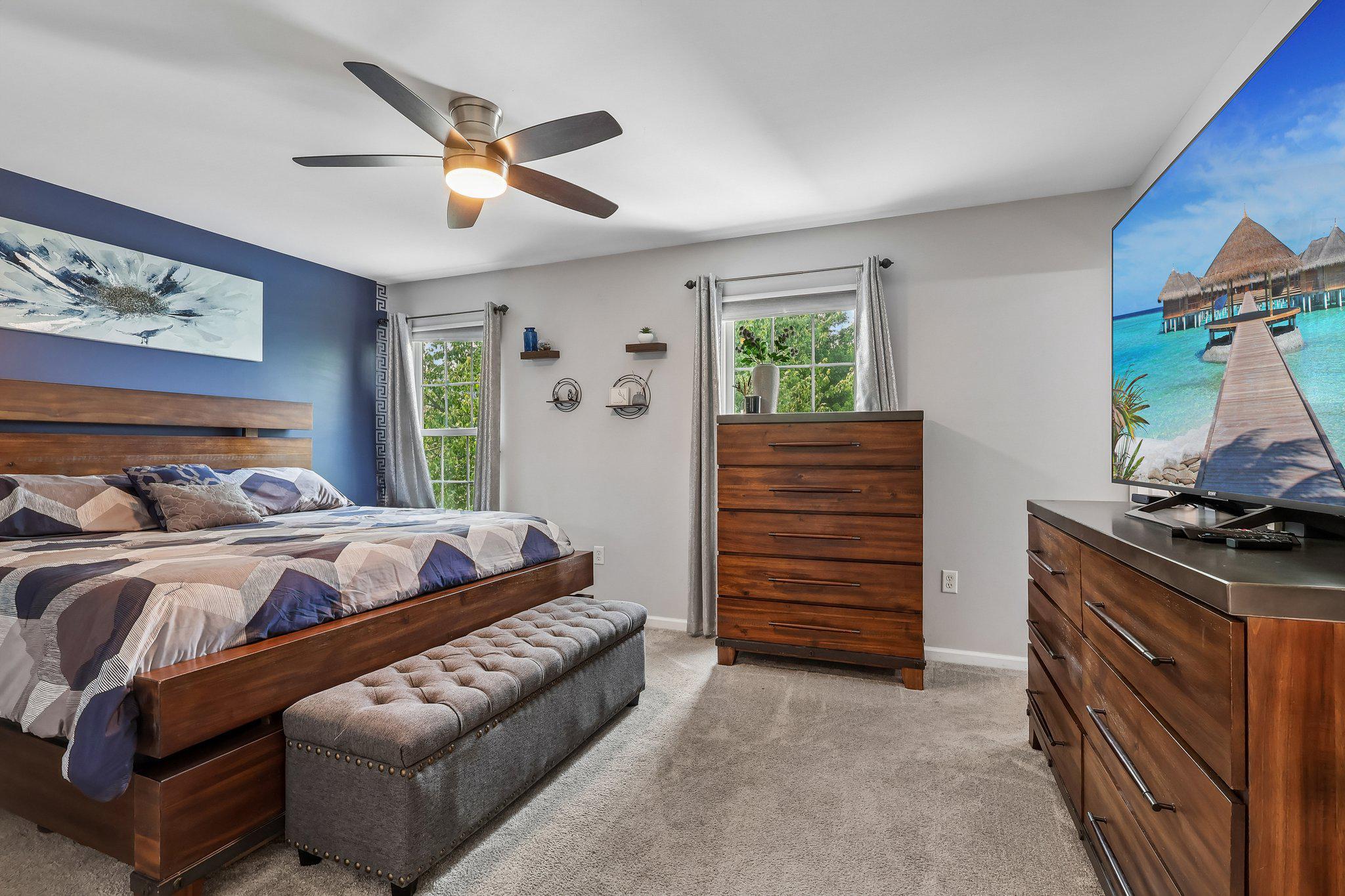 LINFIELD KNOLL - Residential