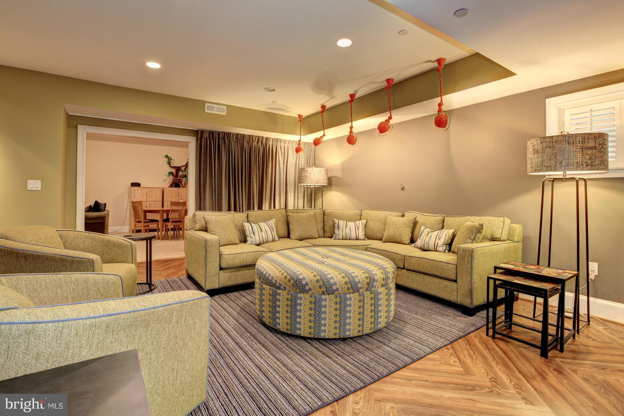 PARKWOOD - Residential