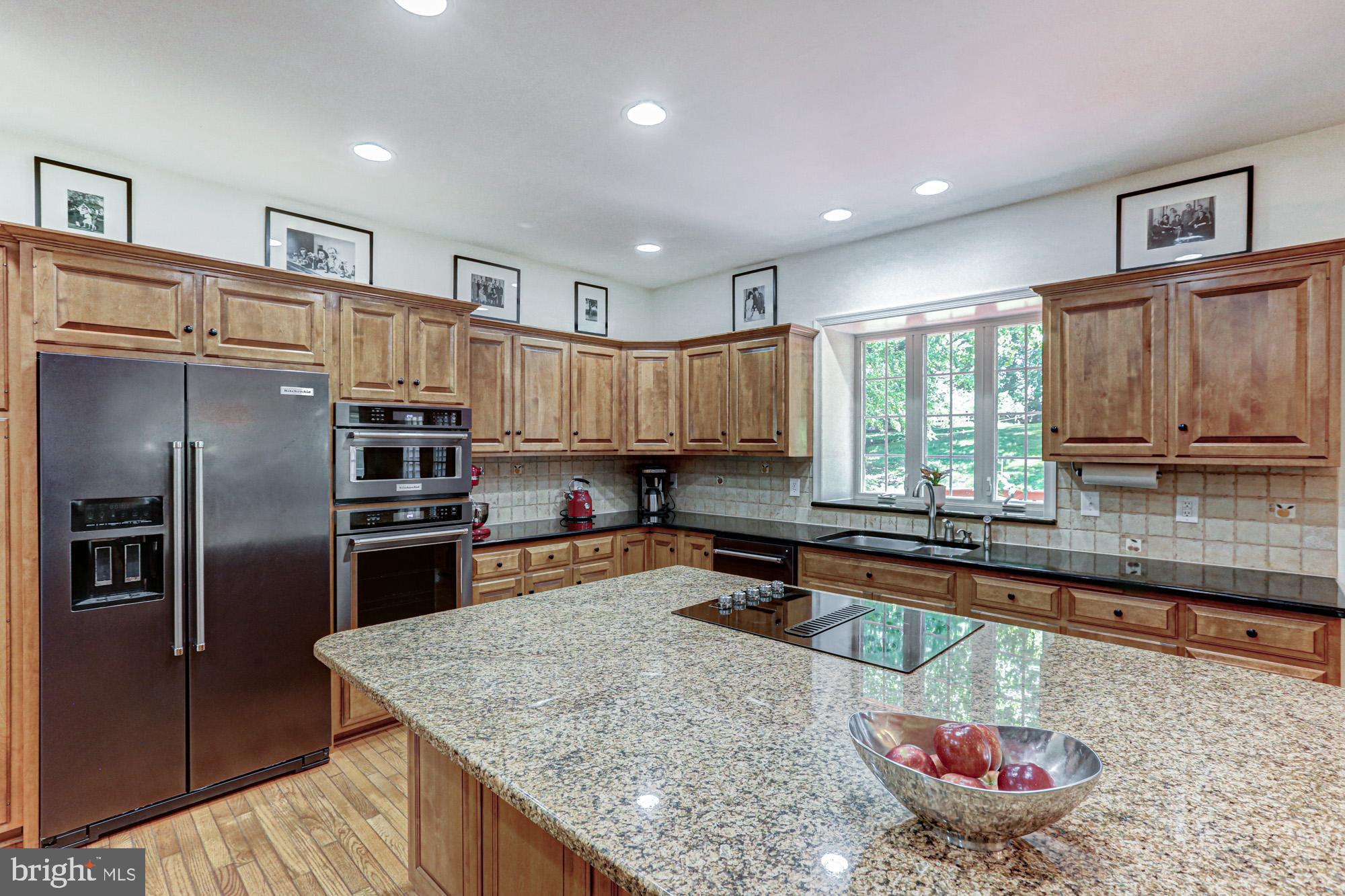 STONEGATE - Residential