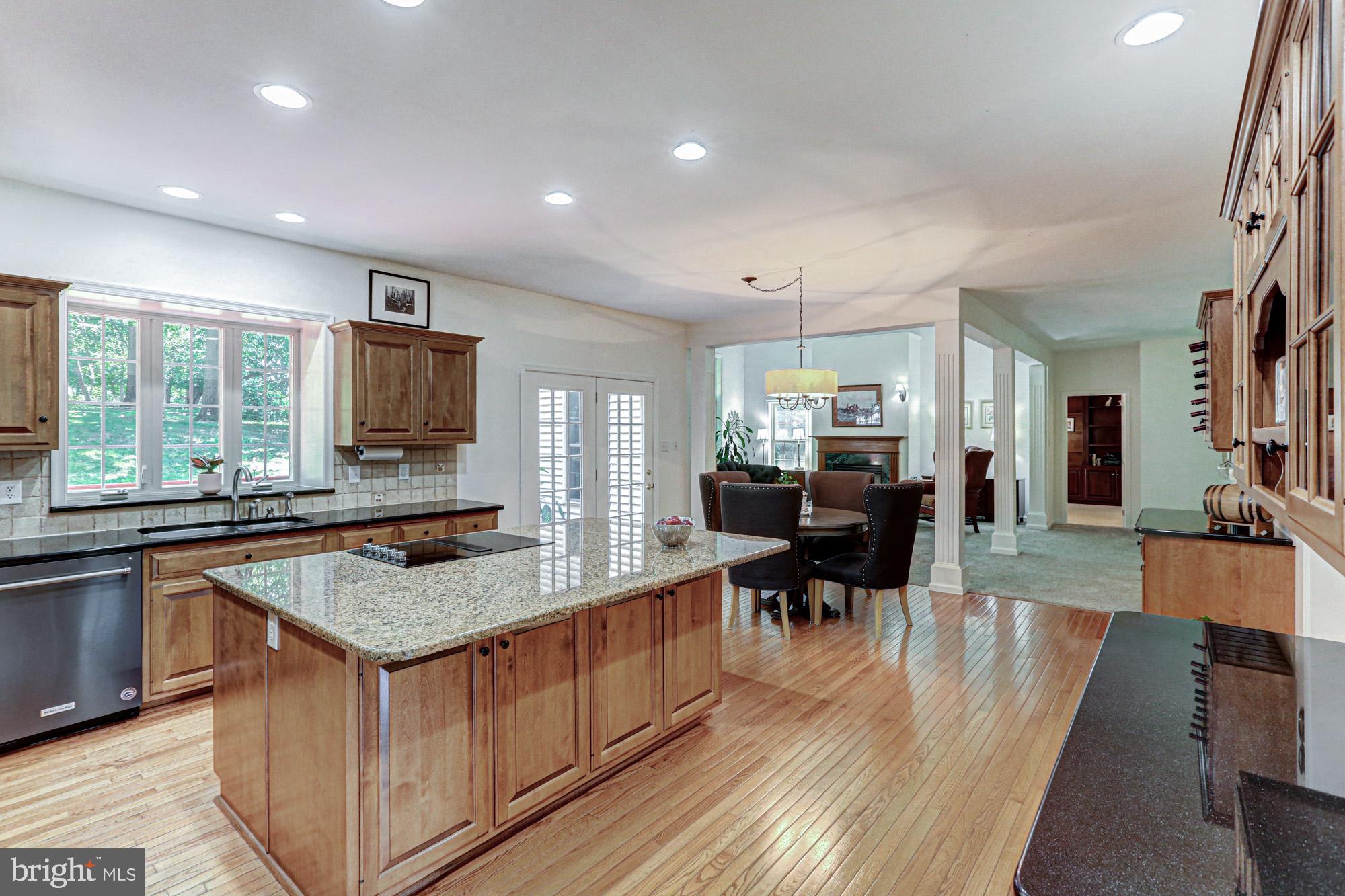 STONEGATE - Residential