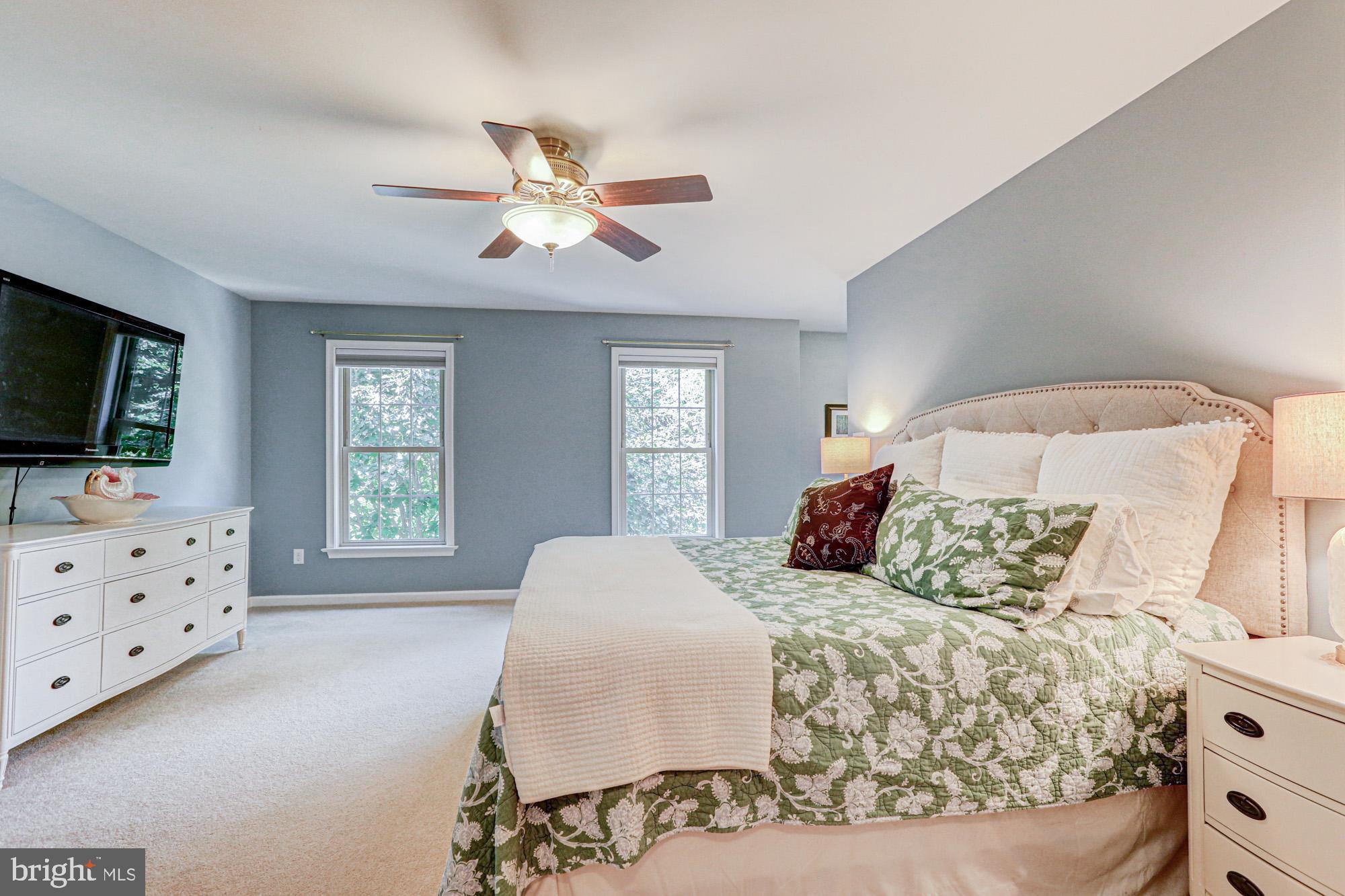 STONEGATE - Residential