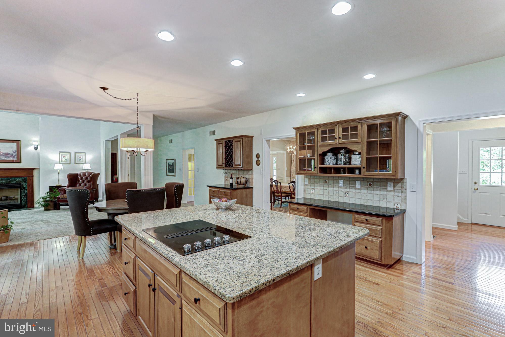 STONEGATE - Residential