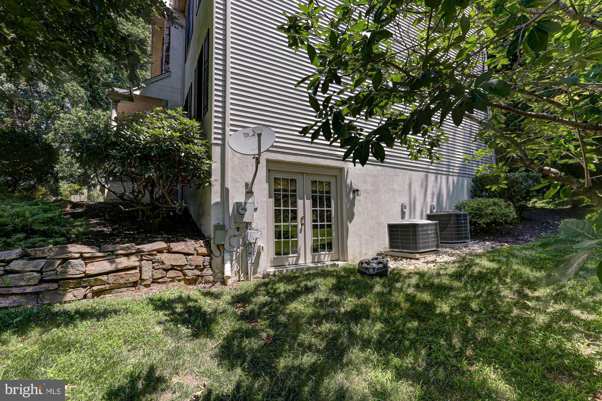 STONEGATE - Residential