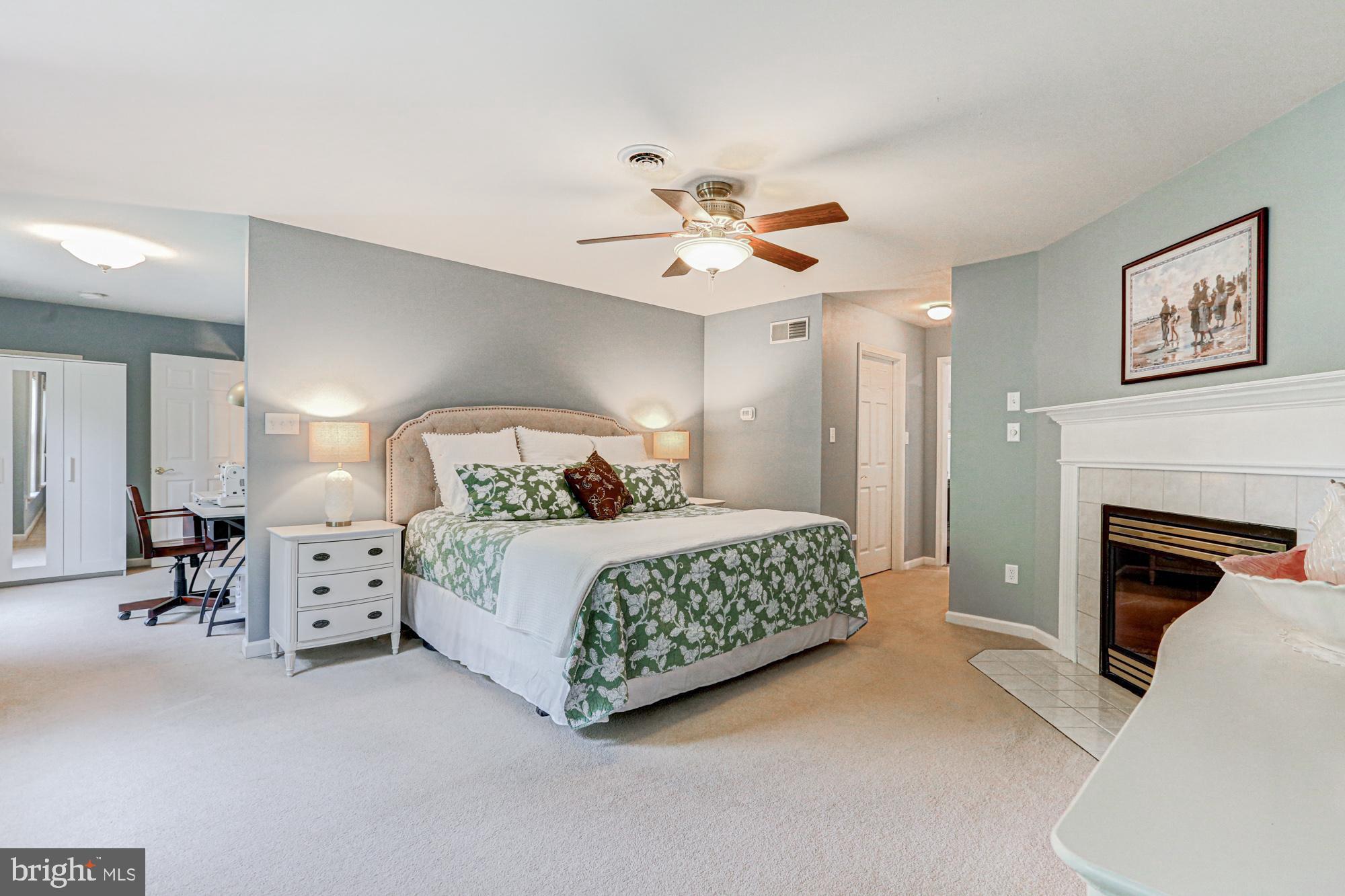 STONEGATE - Residential