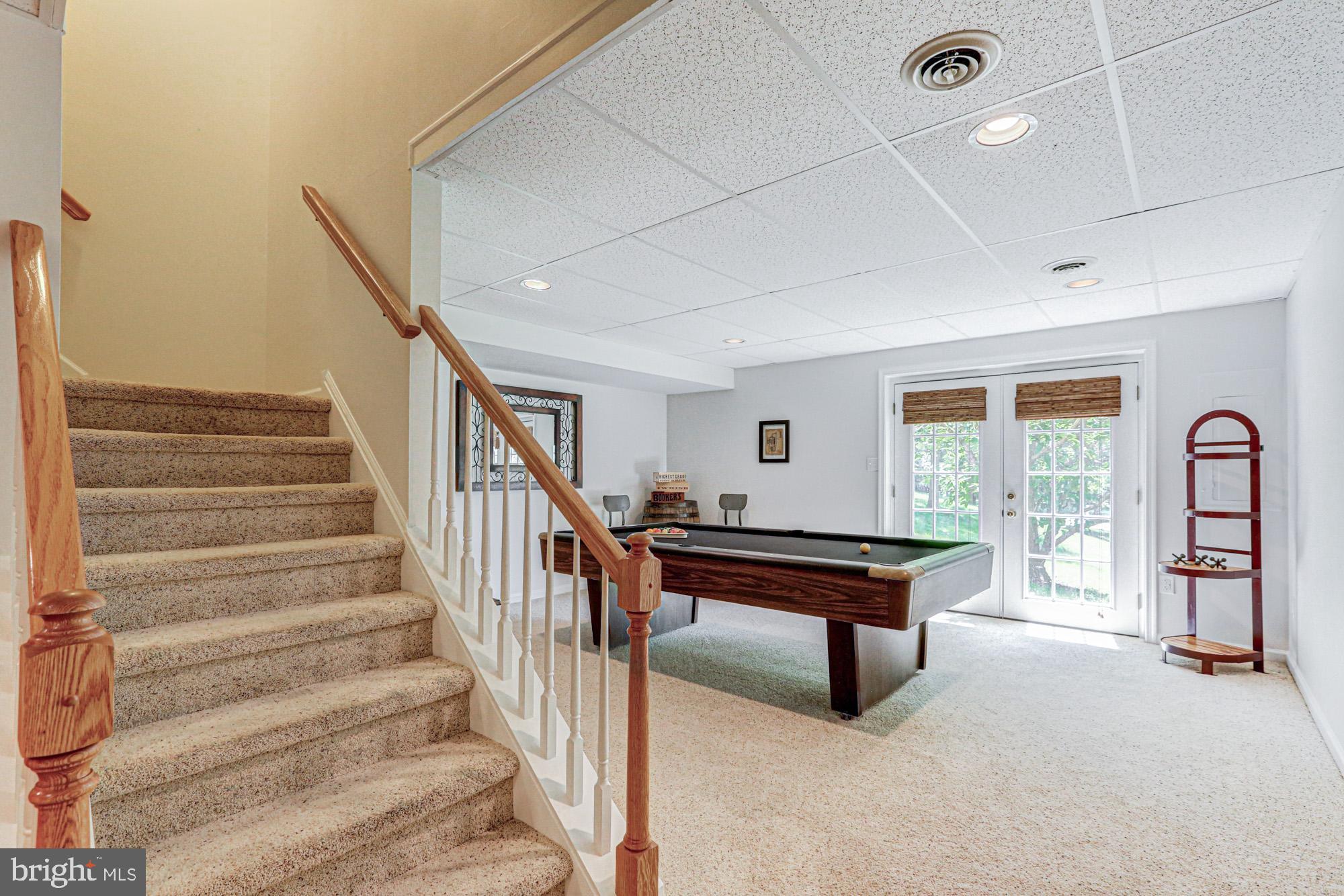 STONEGATE - Residential