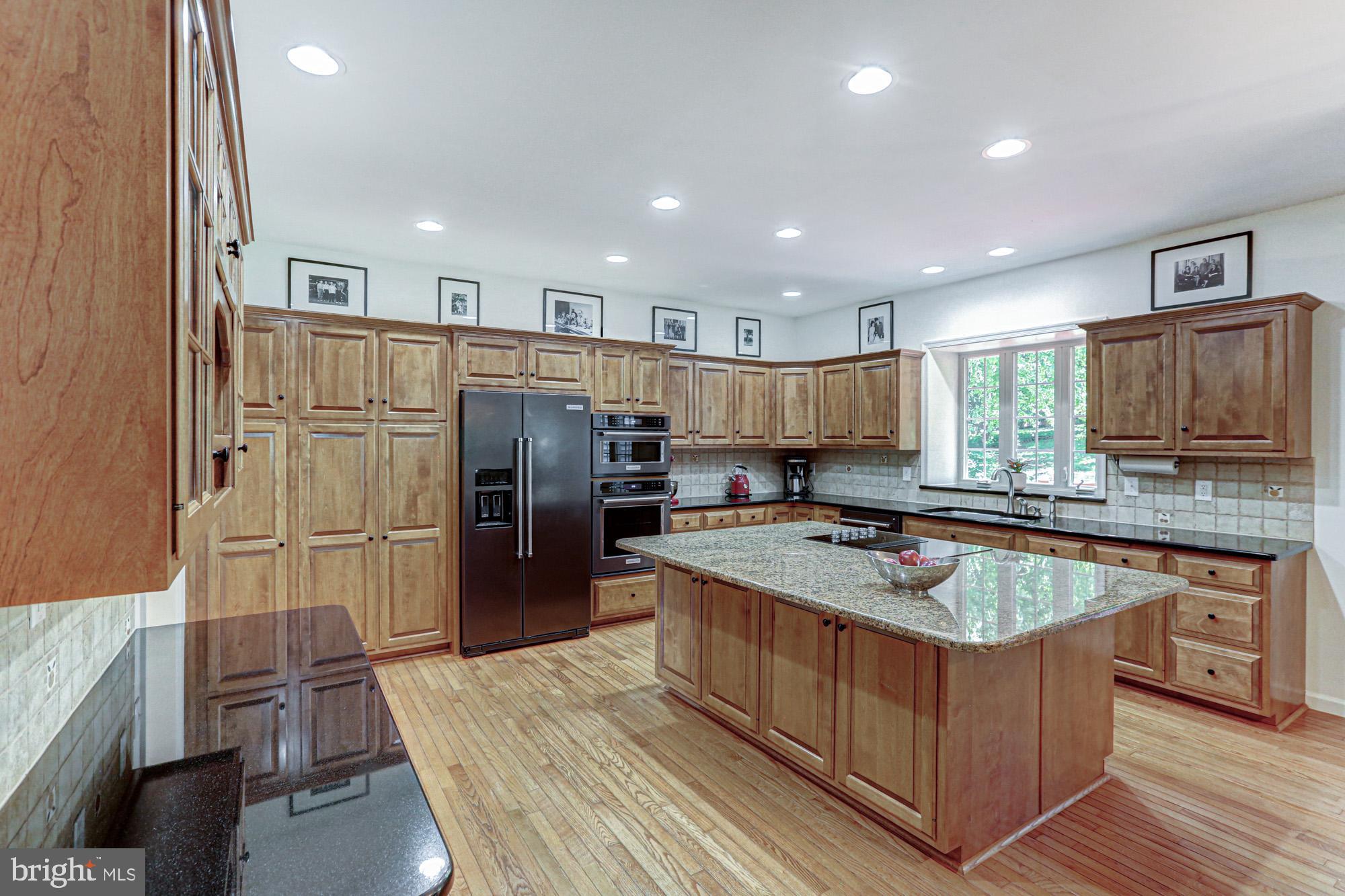 STONEGATE - Residential