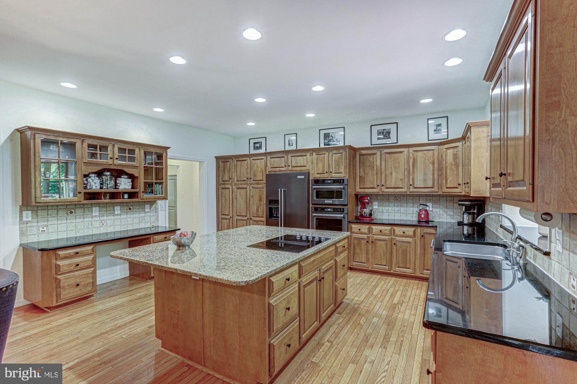 STONEGATE - Residential