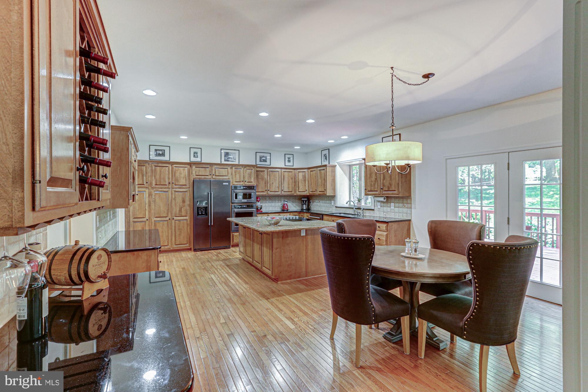 STONEGATE - Residential