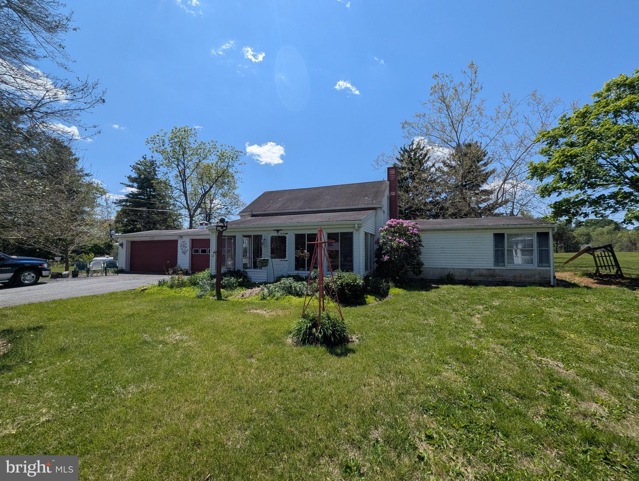 $300,000.00 LIST PRICE SUGGESTED OPENING BID AT AUCTION. ****NO PRE BID****
 AUCTION Friday June 5th @ 11:00 AM ON PREMISES. Broker/agent registration form is available upon request and must be in the hands of Jay Edwards Auctioneers 48 hours prior to the auction.


2.85 +/- acres in total consisting of 2 +/- acres & home w/ an additional .85 +/- acre adjoining cleared level lot. Enter the enclosed front porch & sunroom. From front door, entry foyer & dining area. Kitchen w/ refrigerator, gas stove, & laundry area w/ exit to small, covered mud room. Full bathroom w/ sink, toilet, & shower. Large living room area w/ propane gas space heater. Upper level has bedrooms #1 & #2. Propane gas heat. Electric hot water. Private water and sewer. Additional features include a 25’ x 12’ storage building & gazebo. Agricultural zoning w/ residential use.