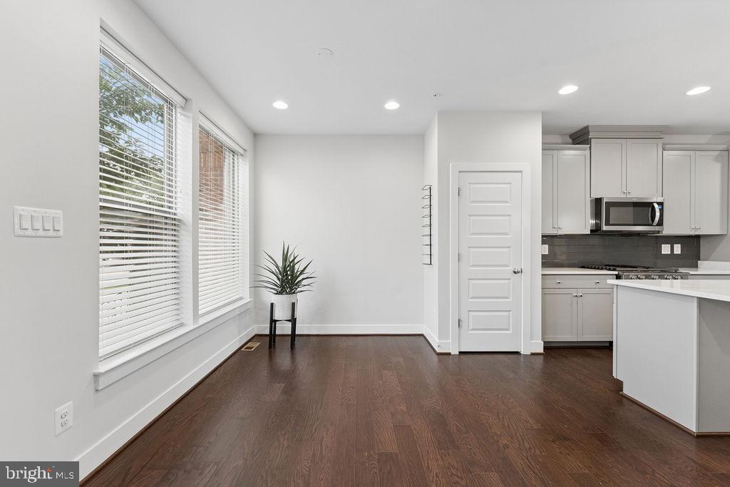 RANDOLPH FARMS - Residential