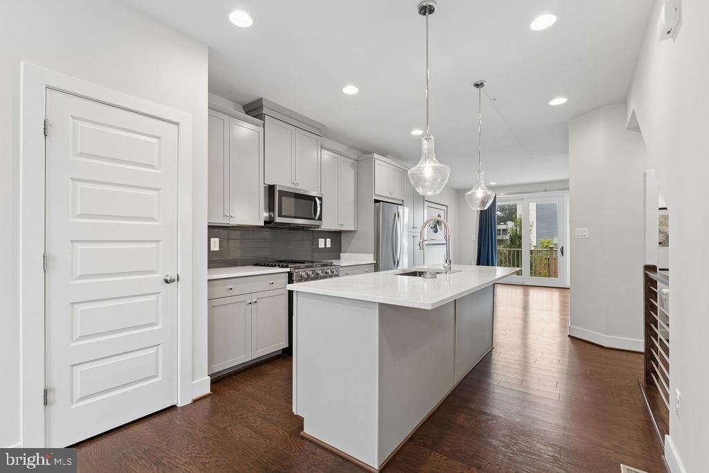 RANDOLPH FARMS - Residential