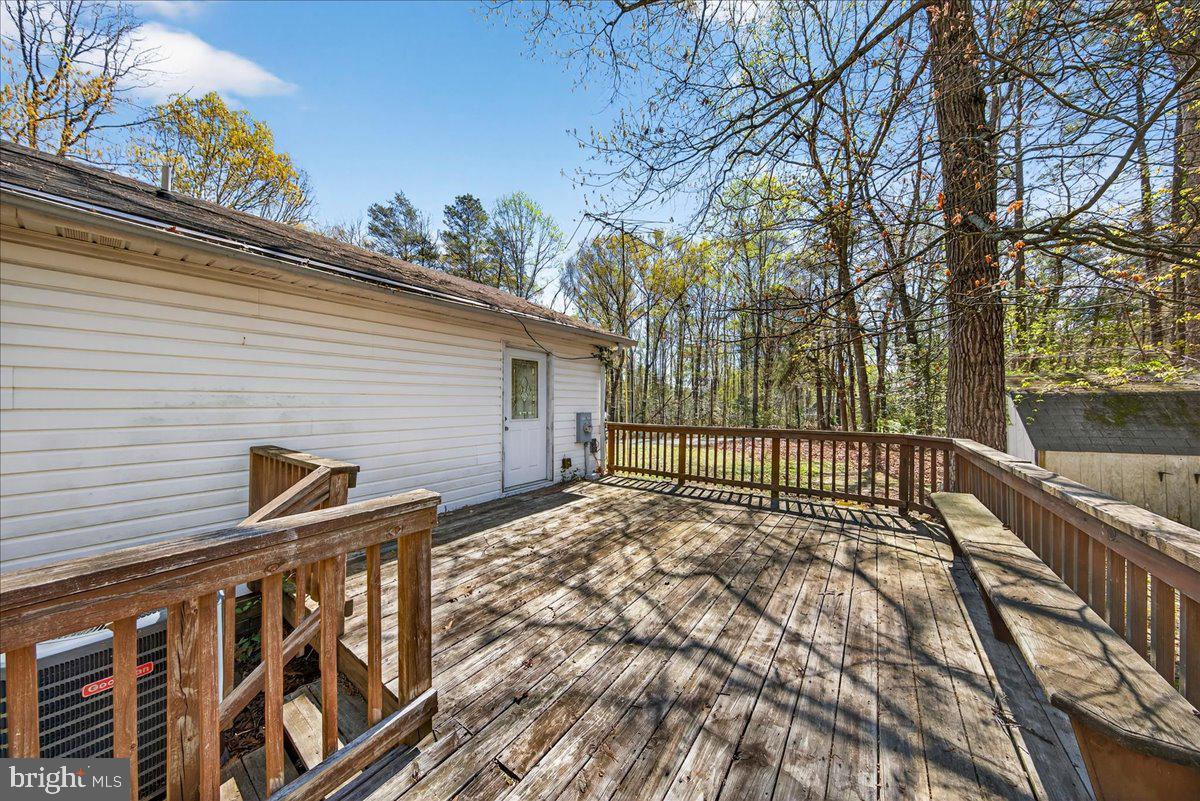 LAKE CAROLINE - Residential