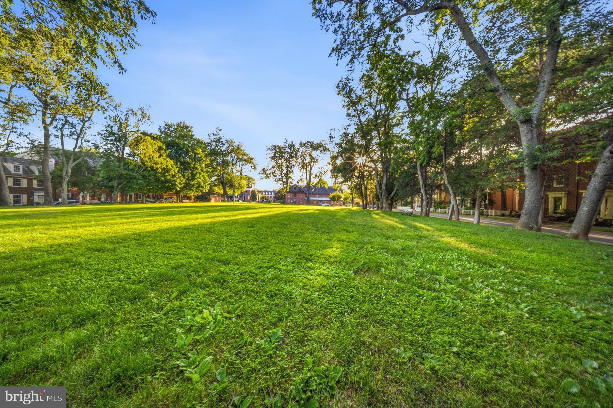 KENTLANDS - Residential