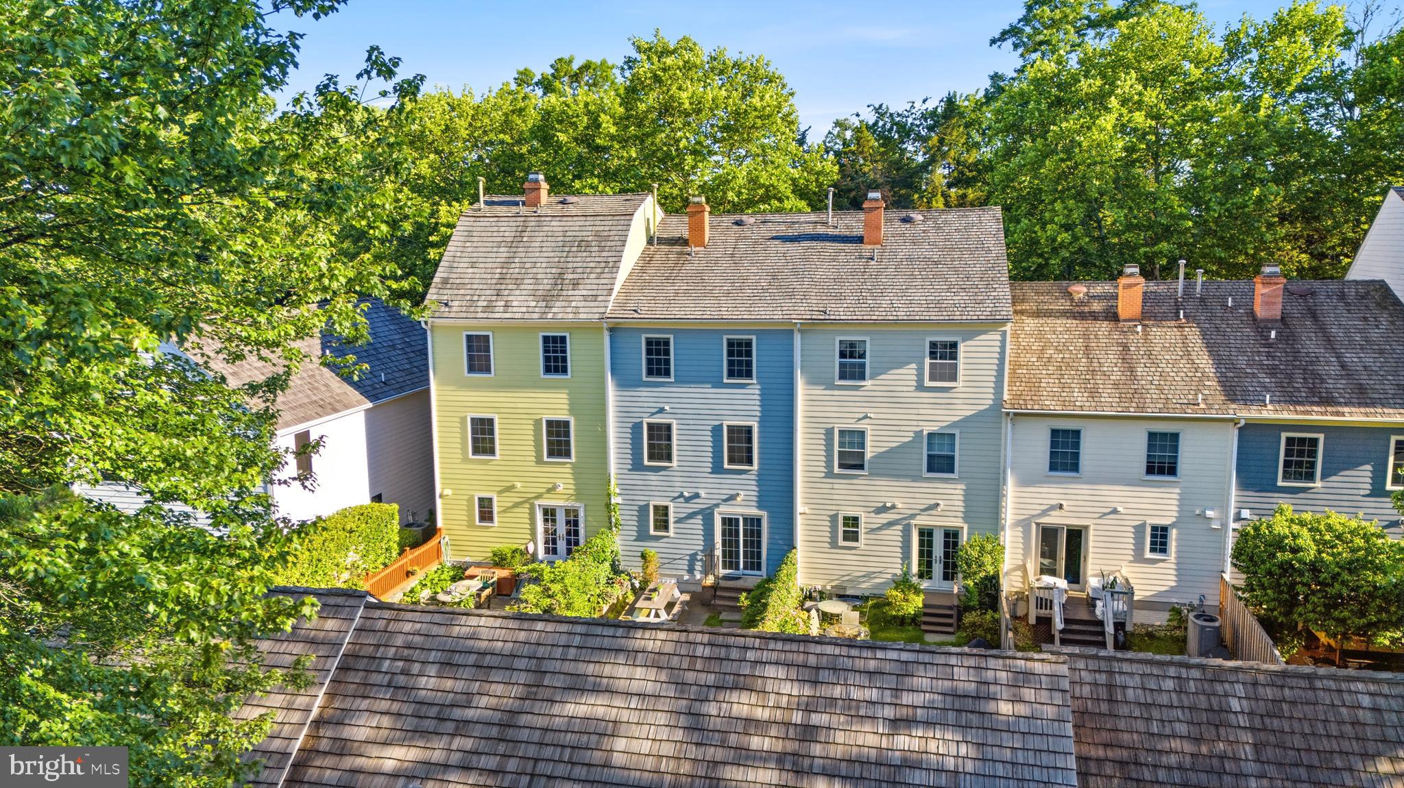 KENTLANDS - Residential