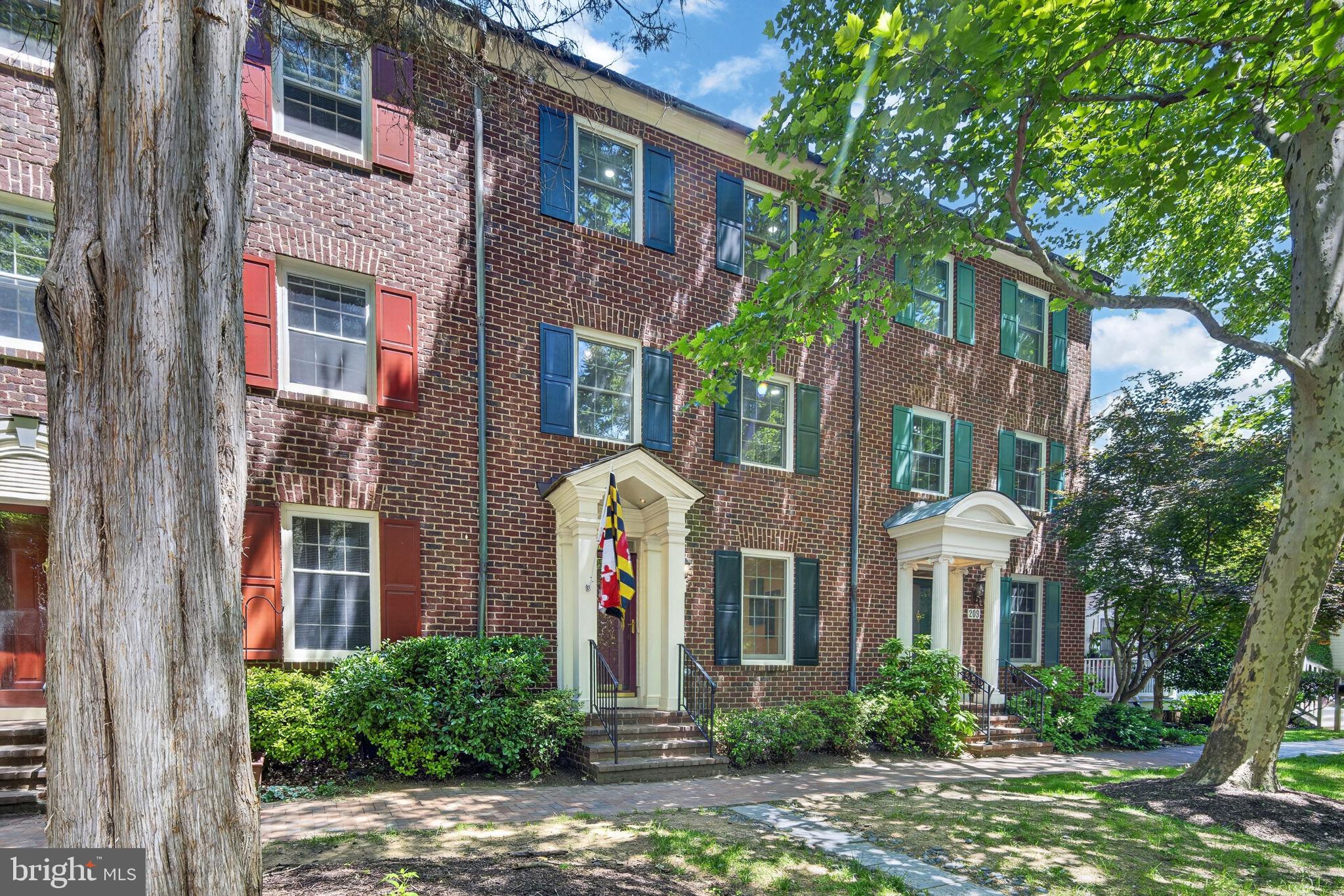 KENTLANDS - Residential