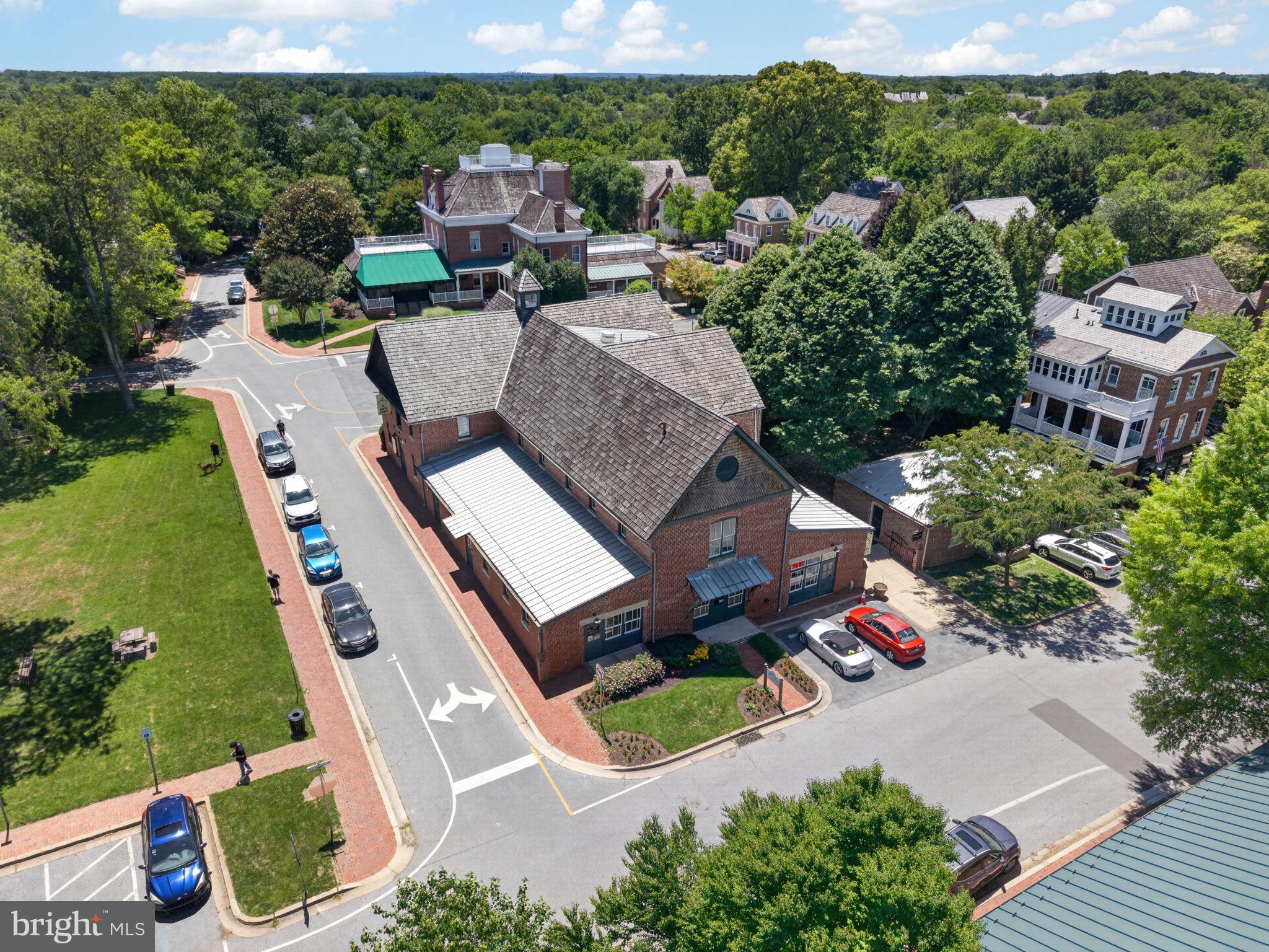 KENTLANDS - Residential