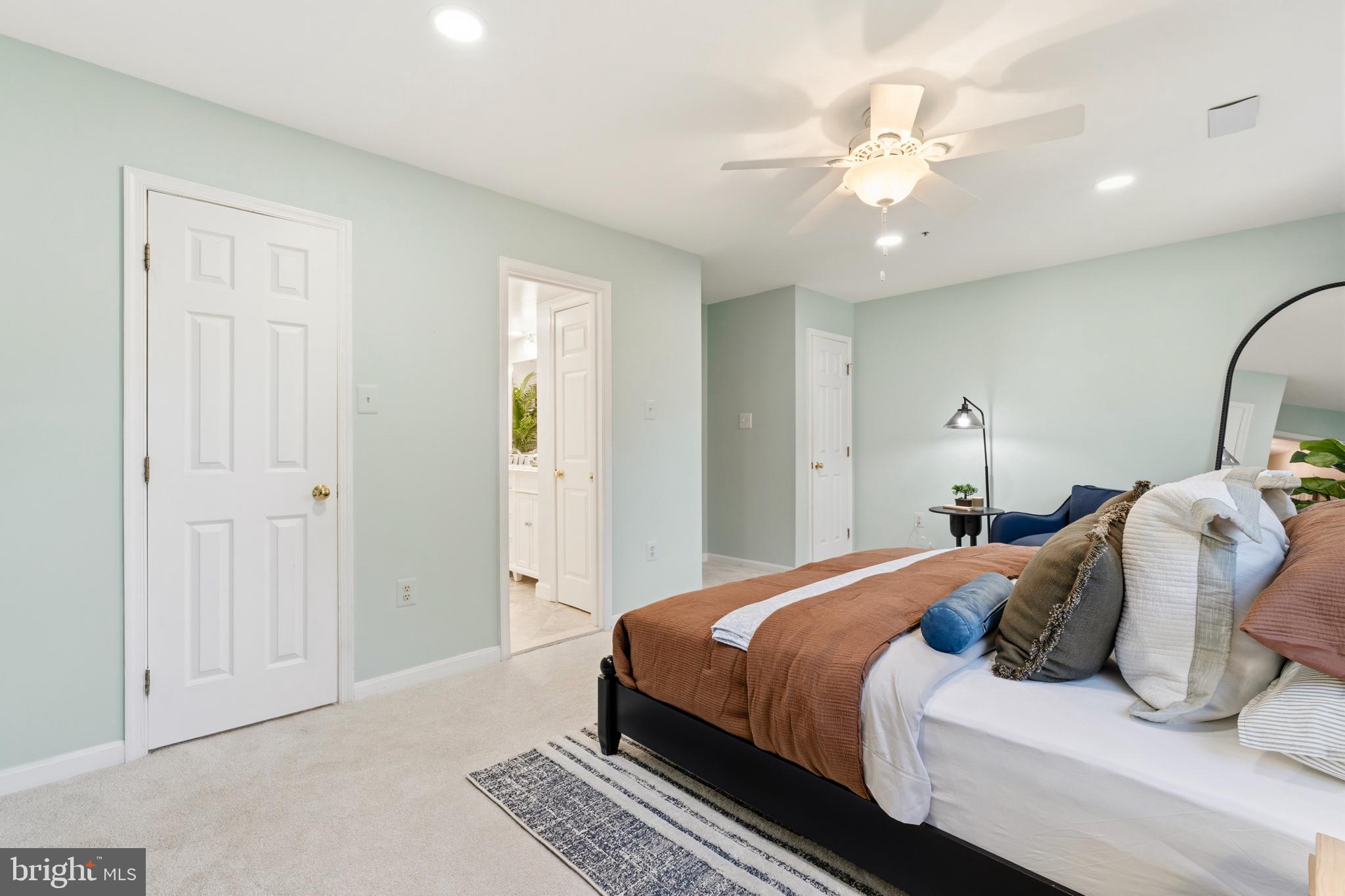 KENTLANDS - Residential