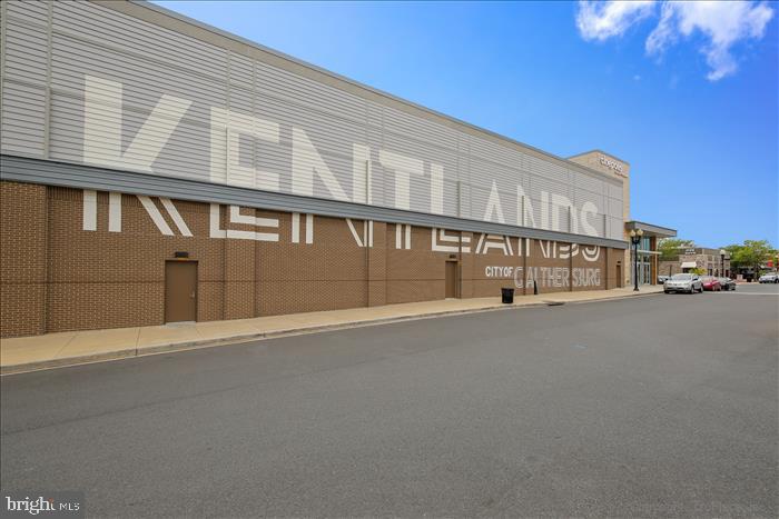 KENTLANDS - Residential