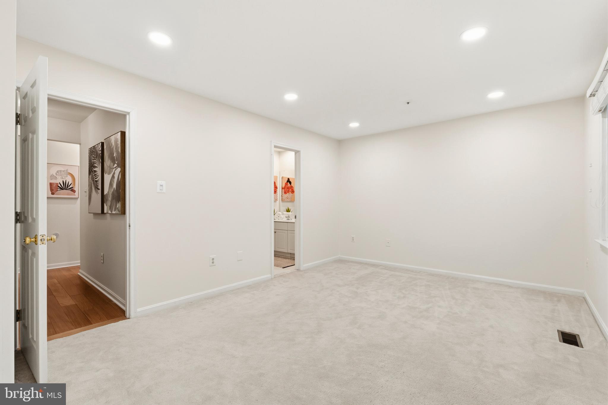 KENTLANDS - Residential