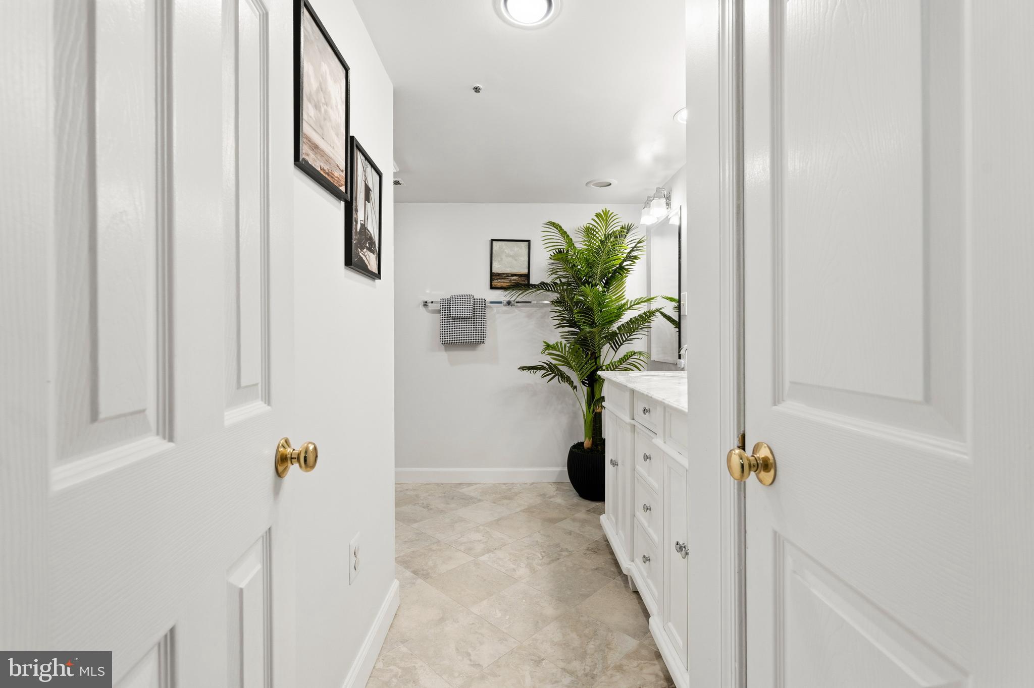 KENTLANDS - Residential