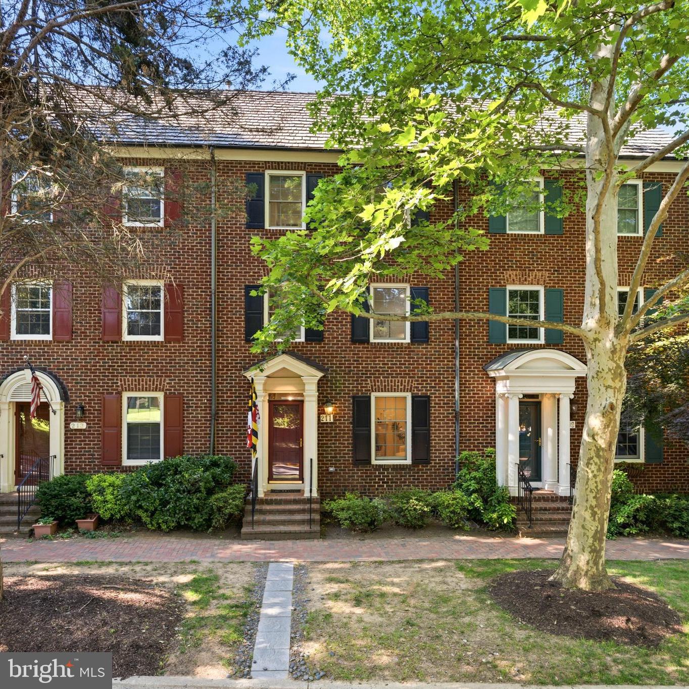 KENTLANDS - Residential