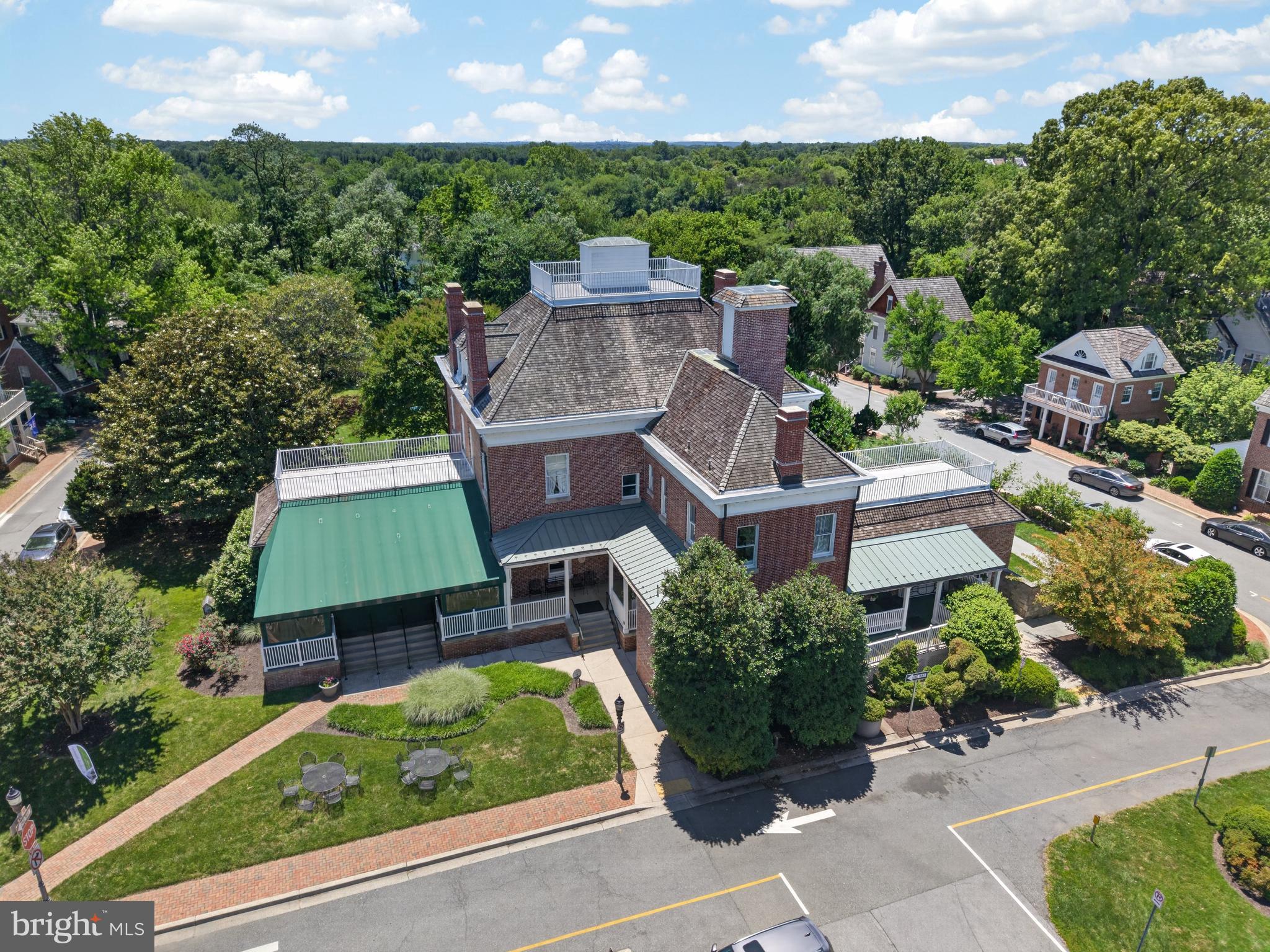 KENTLANDS - Residential