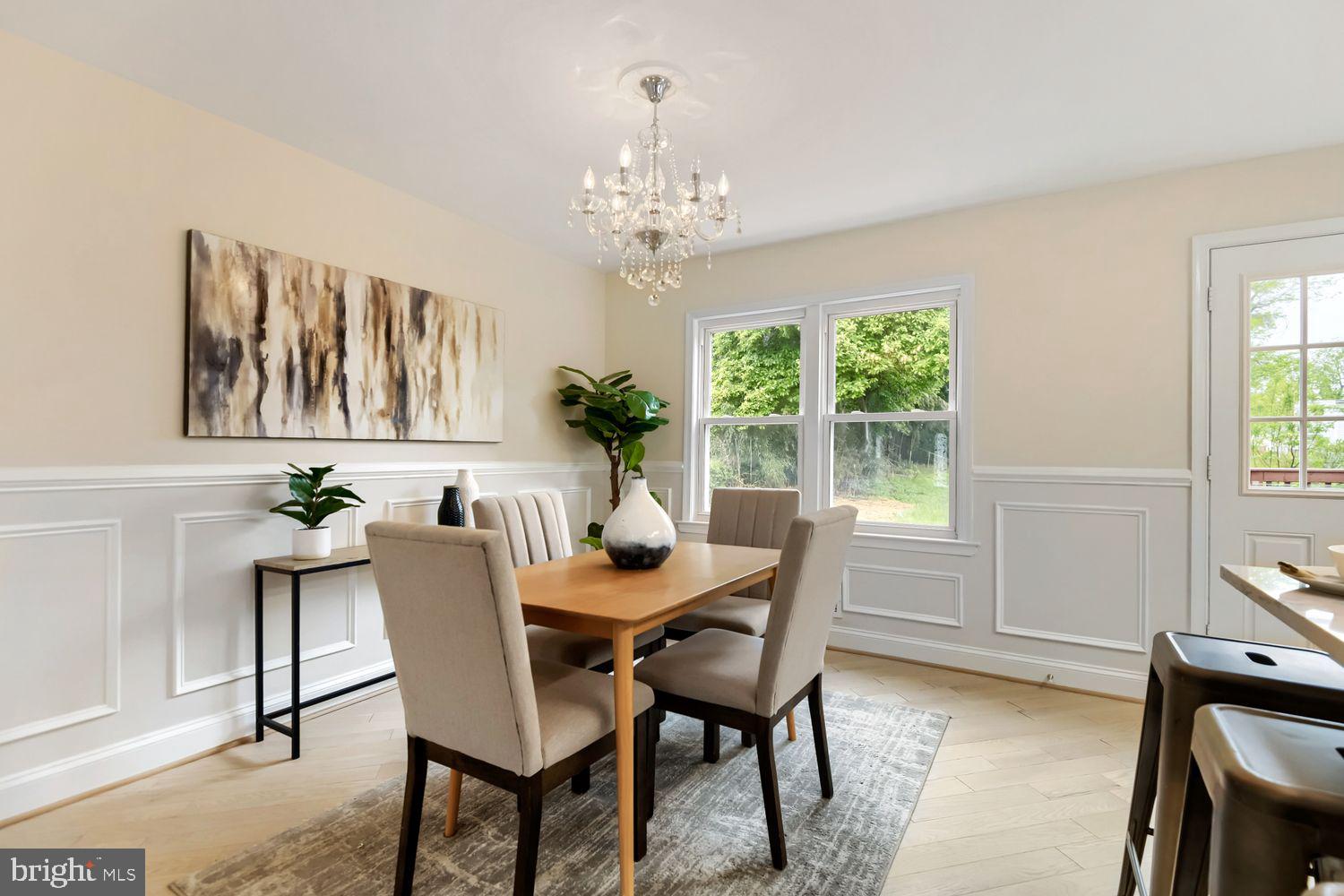 WINDSOR MILL - Residential