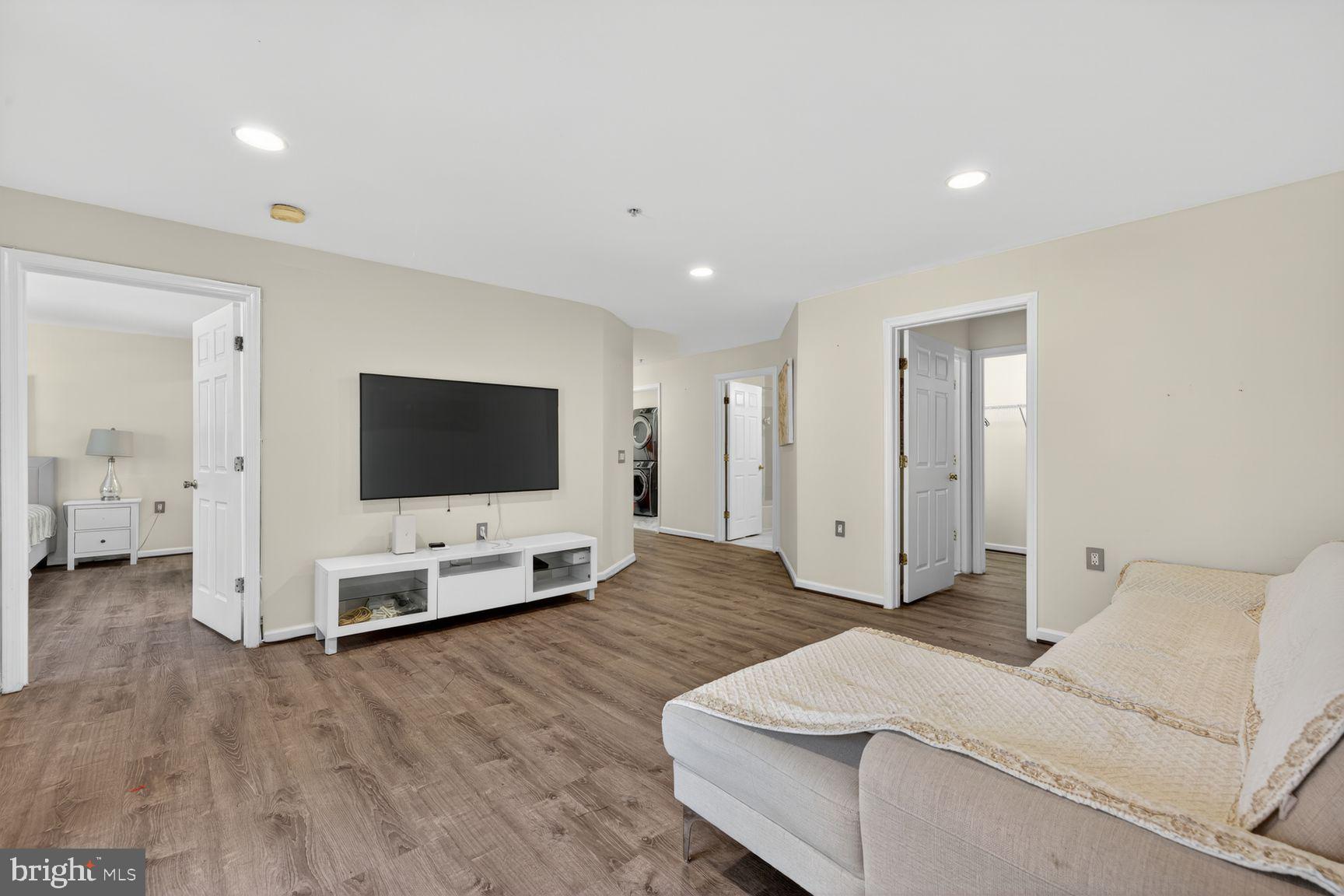 ETON PLACE - Residential